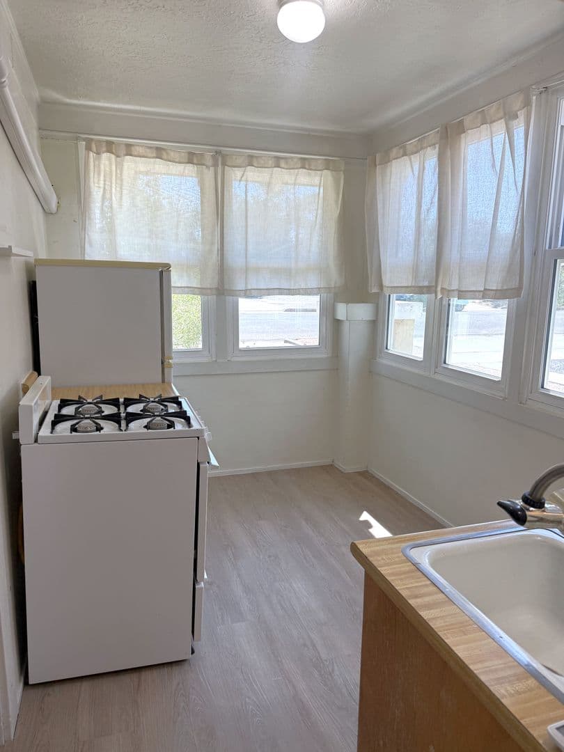 Albuquerque Apartment: 115 Princeton SE