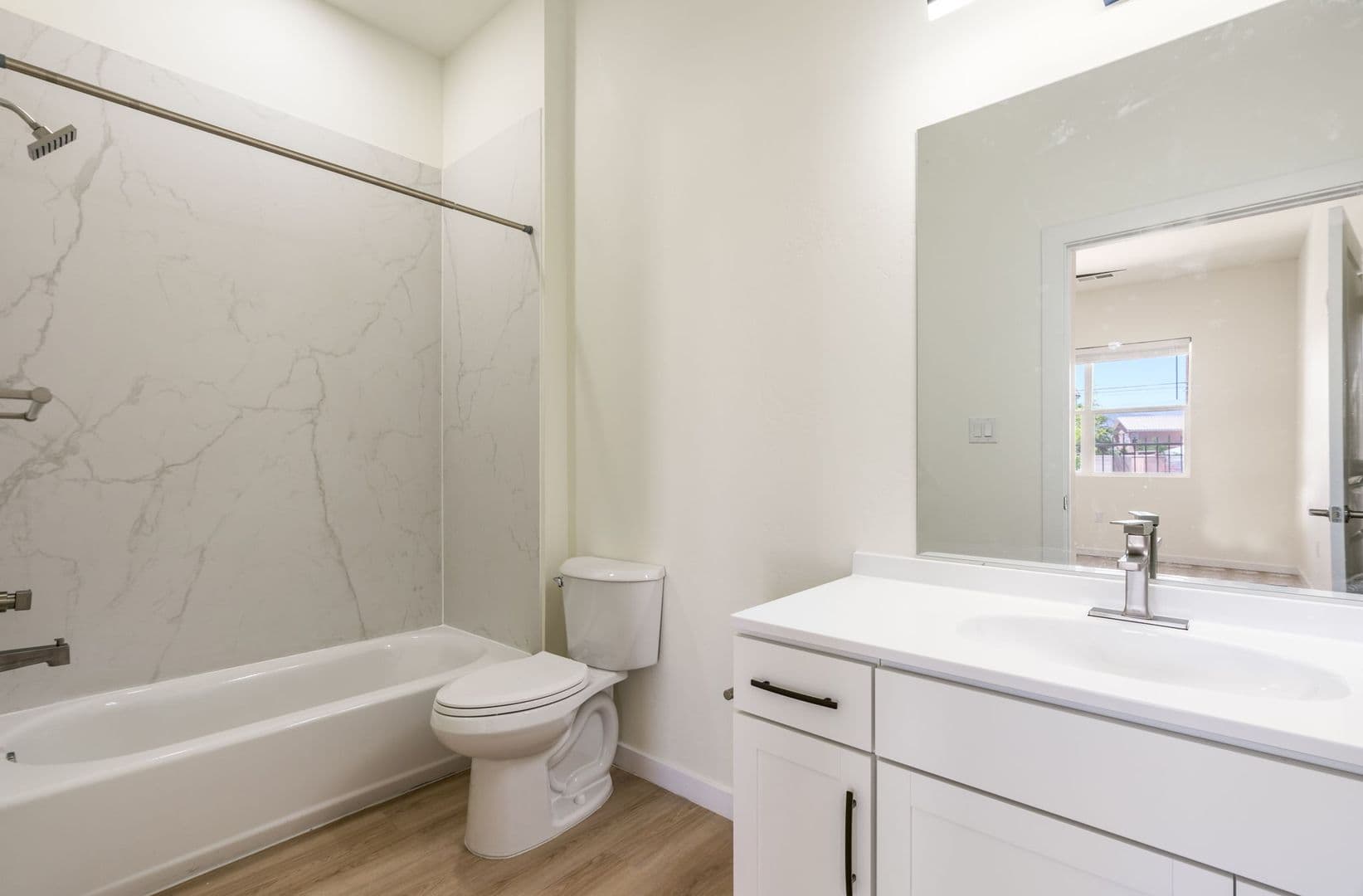 Albuquerque Apartment: 2211 Rio Grande Blvd NW