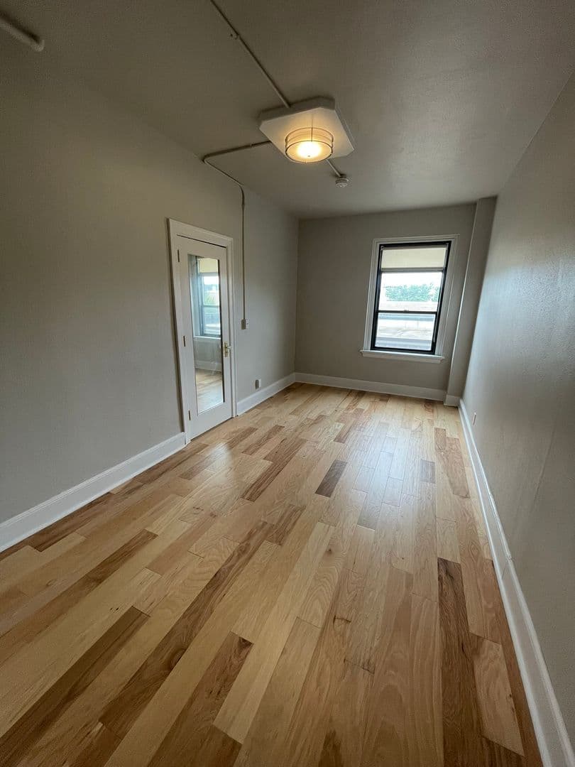 Ames Apartment: 301 Main Street