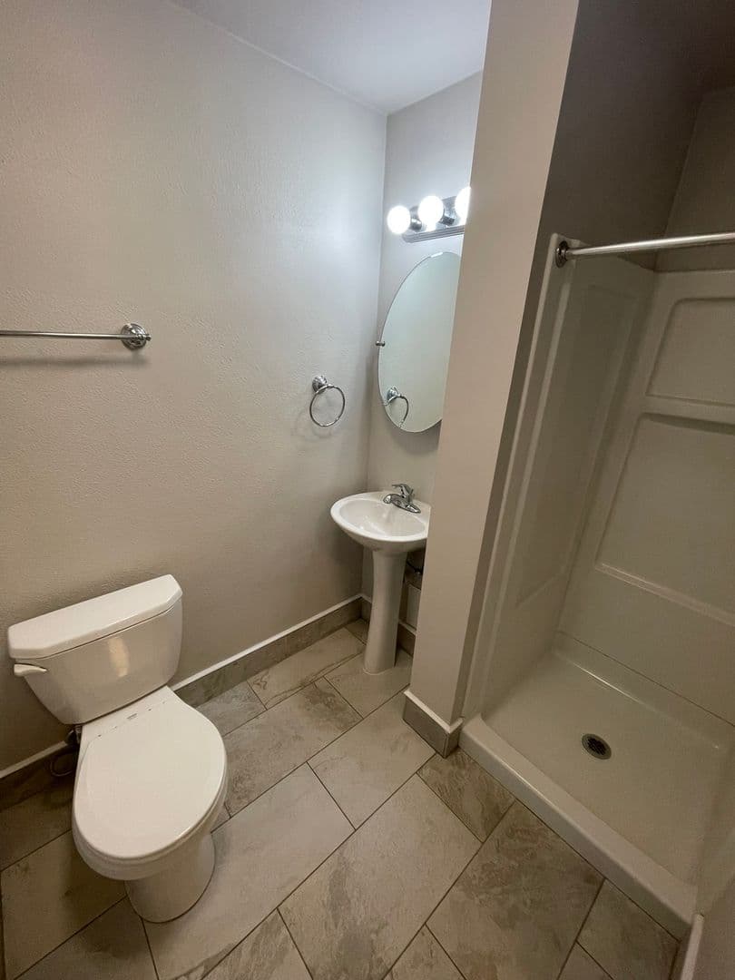 Ames Apartment: 301 Main Street