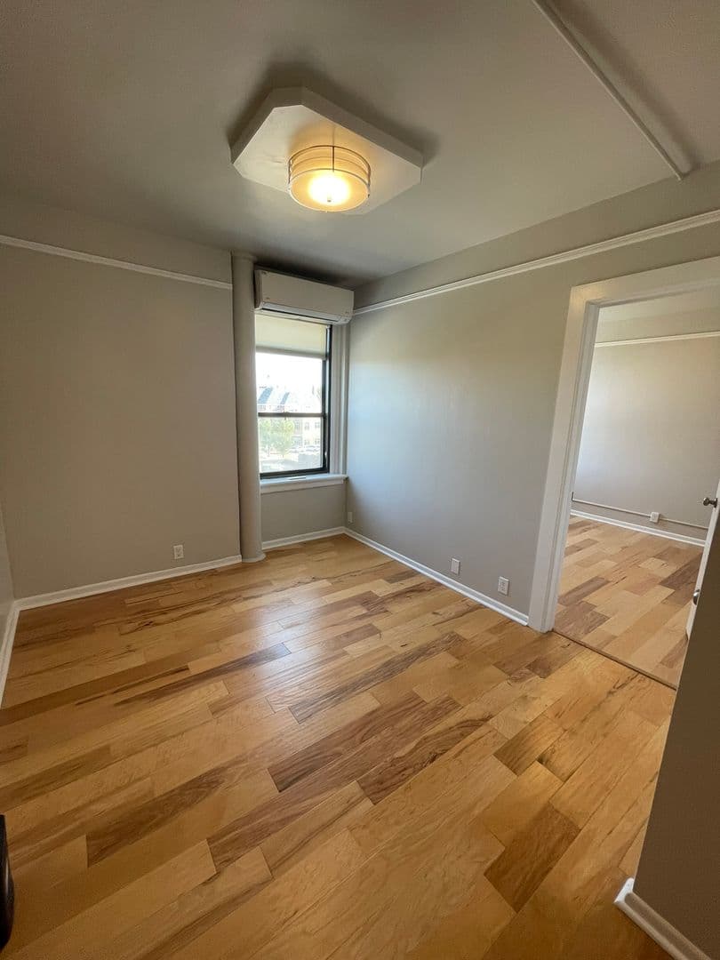 Ames Apartment: 301 Main Street