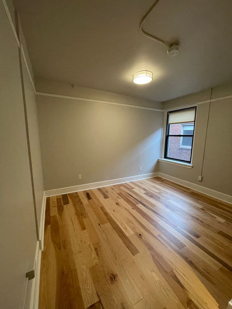 Ames Apartment: 301 Main Street