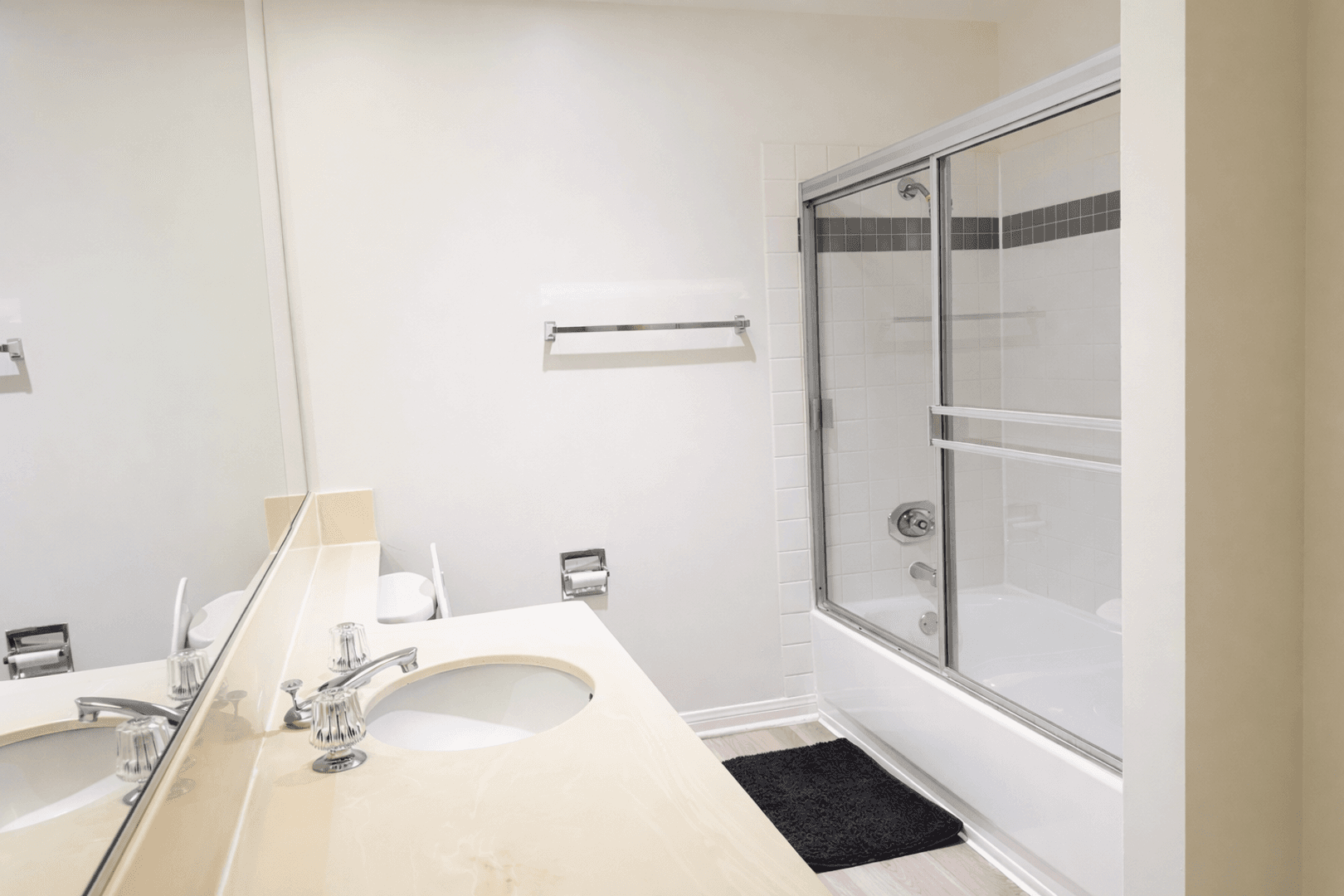Los Angeles Apartment: 10600 Wilshire 308