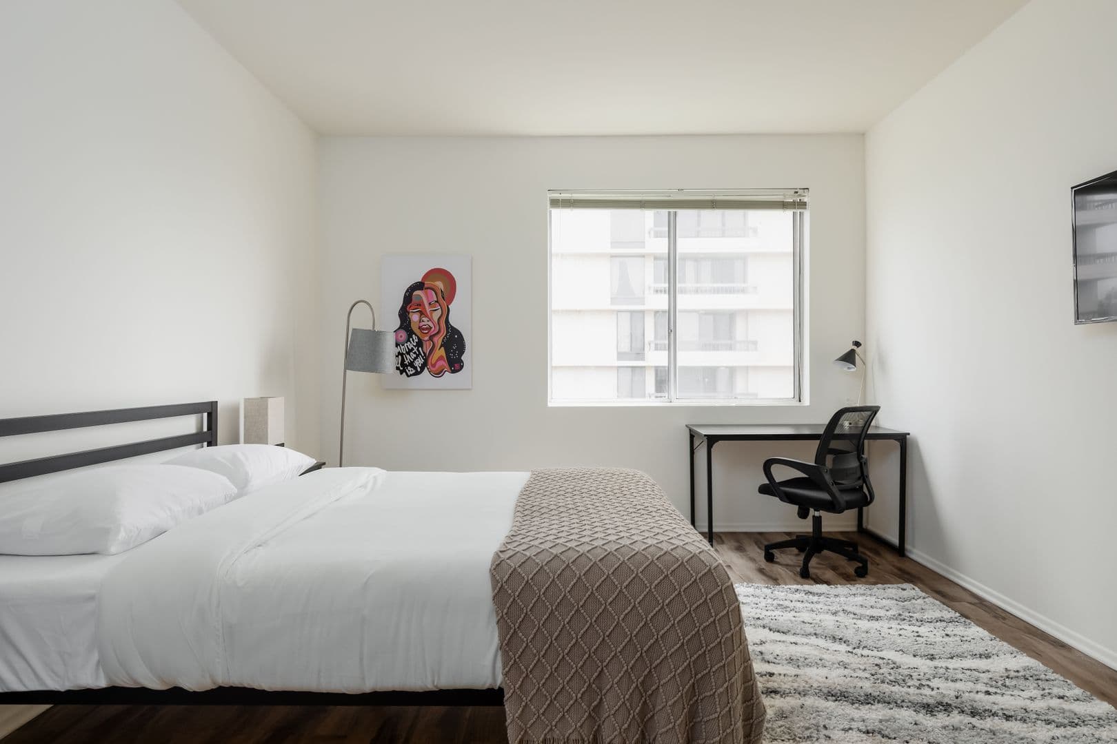 Los Angeles Apartment: 10600 Wilshire 611