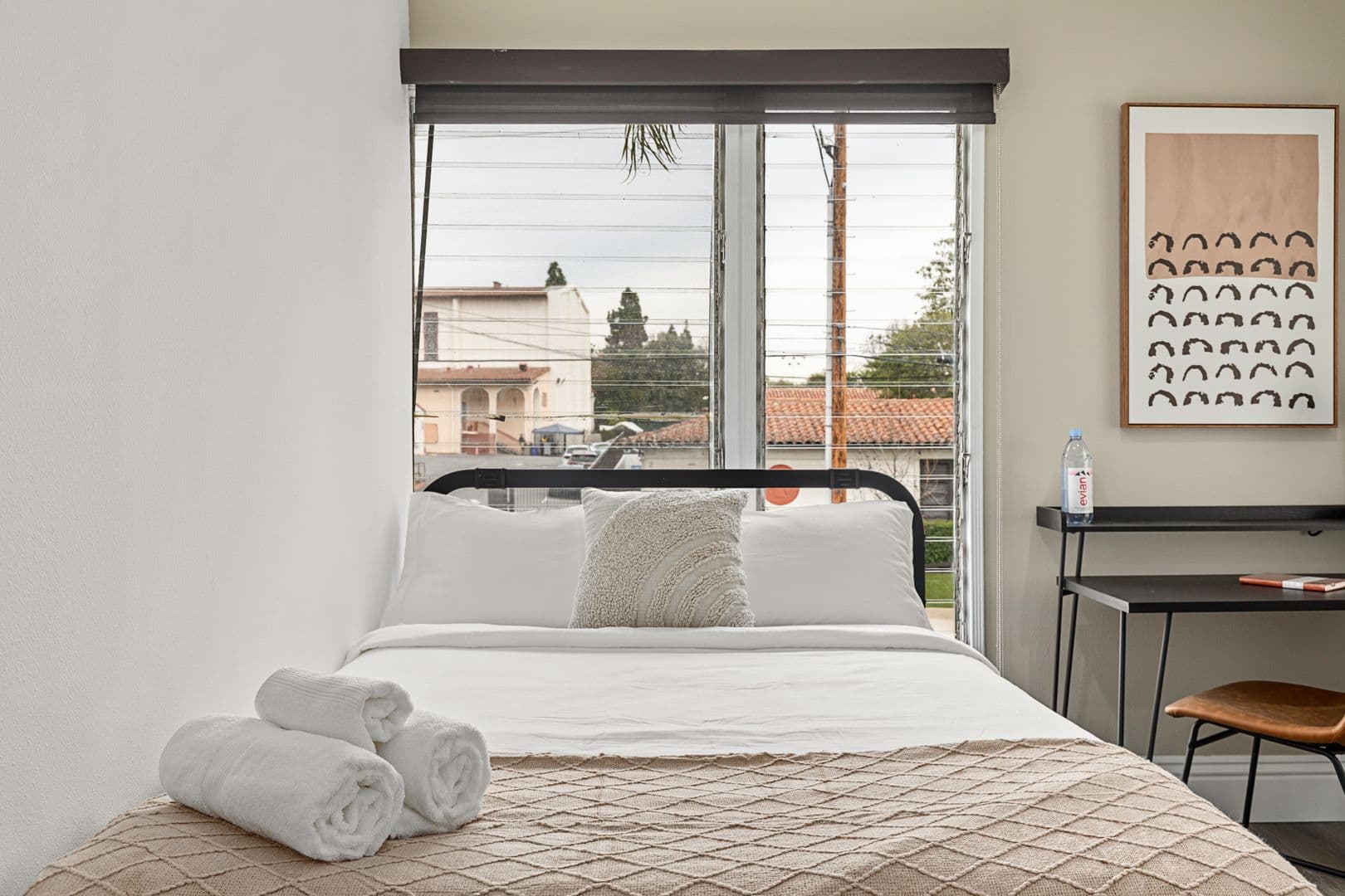 Los Angeles Apartment: 1515 Selby Ave