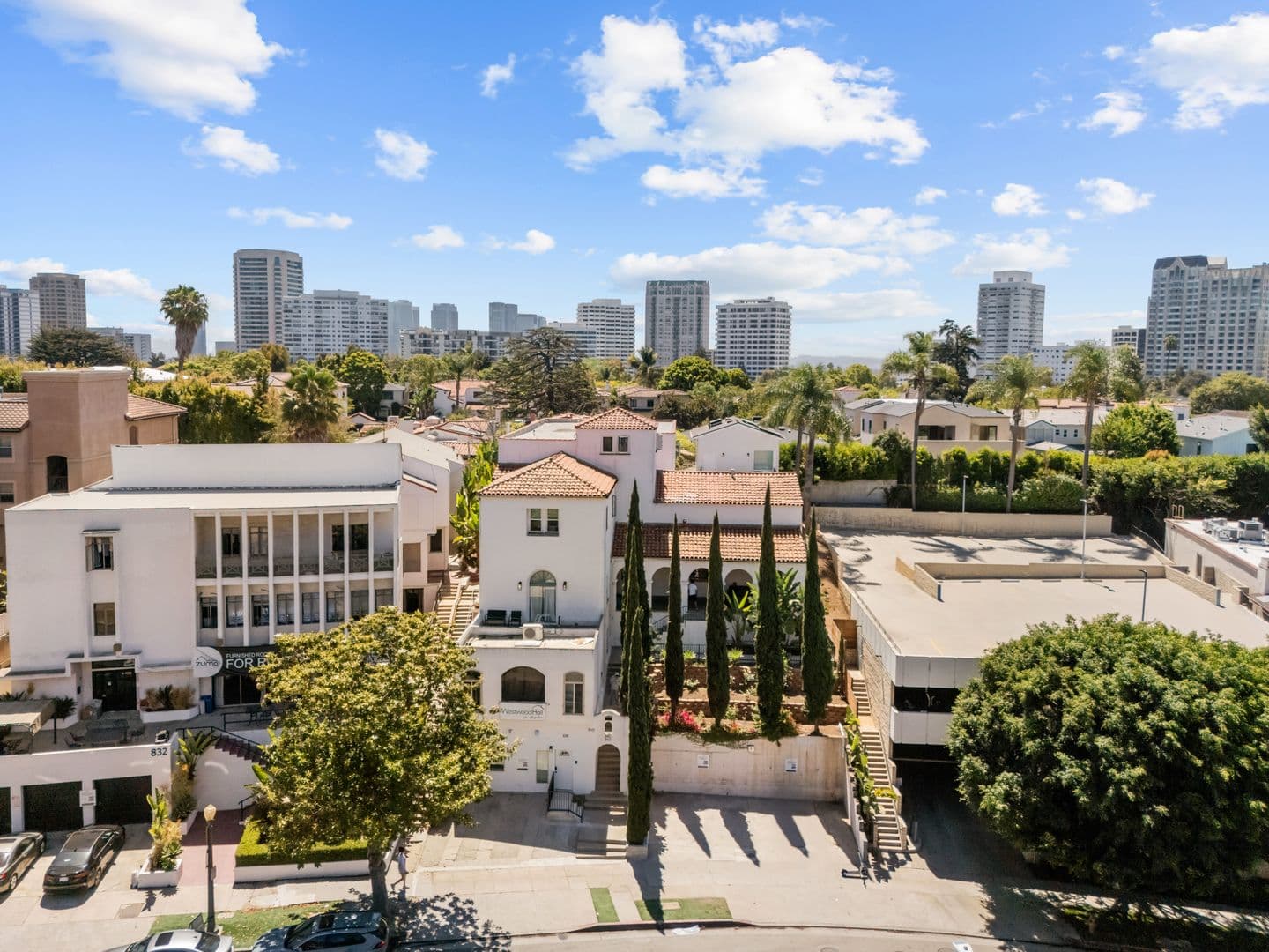 Los Angeles Apartment: 838 Hilgard Ave