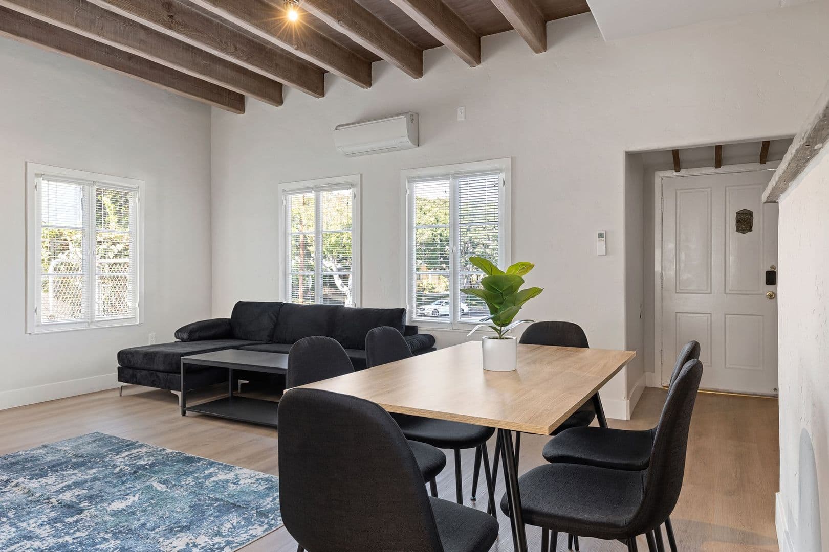 Los Angeles Apartment: 1707 Kelton Ave Los Angeles, CA 90024