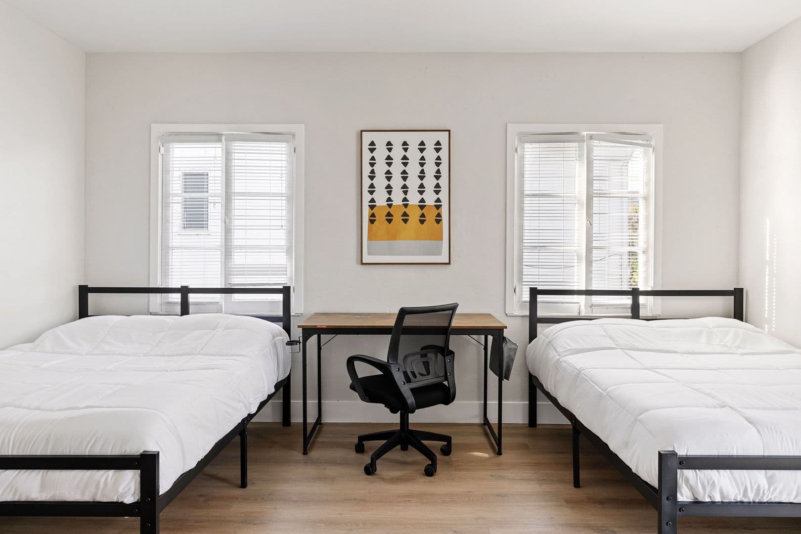 Los Angeles Apartment: 1707 Kelton Ave Los Angeles, CA 90024