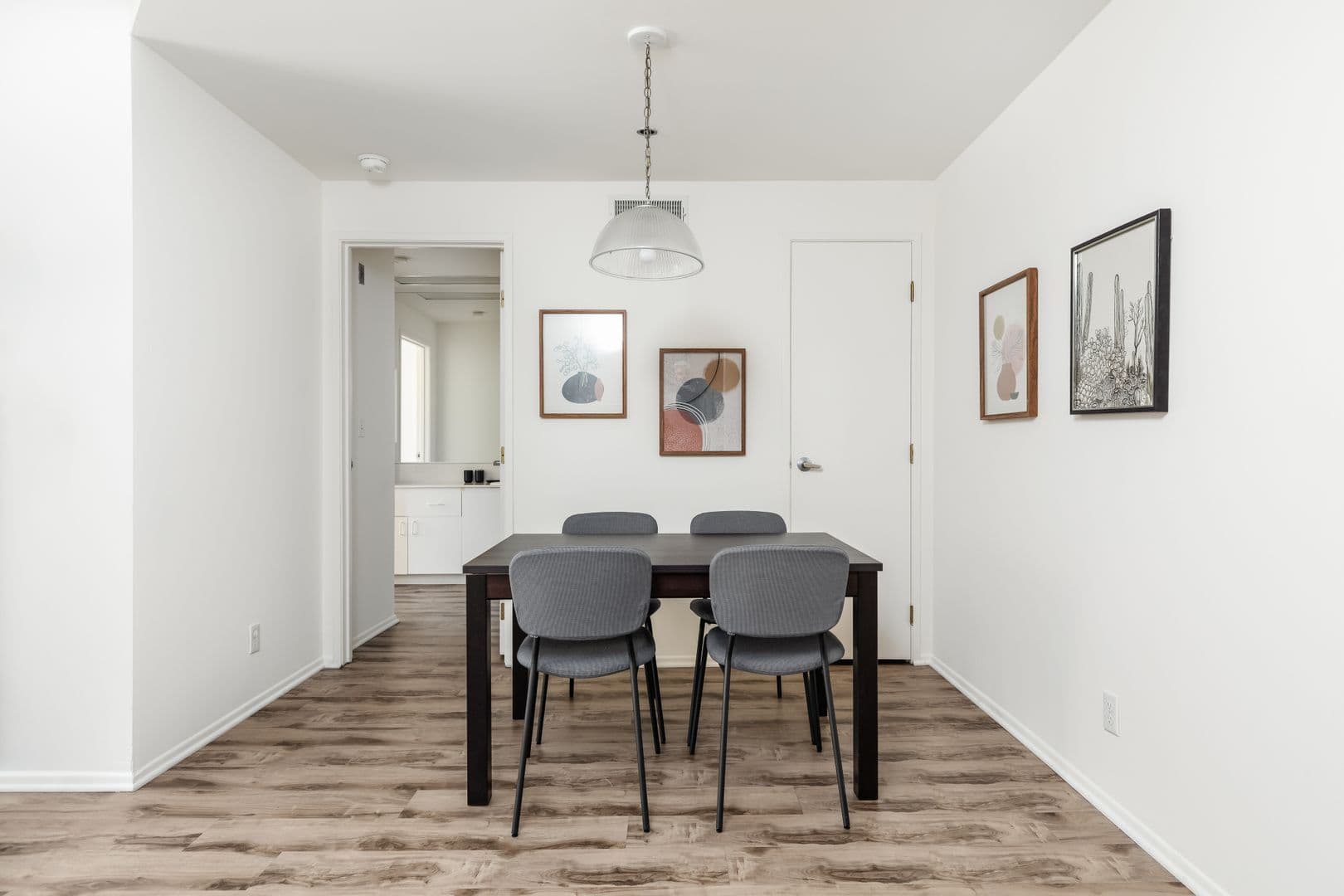 Los Angeles Apartment: 10600 Wilshire 611
