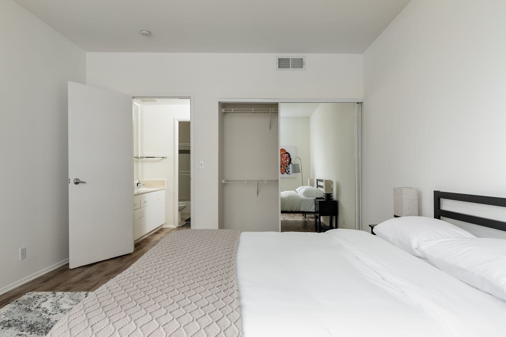 Los Angeles Apartment: 10600 Wilshire 611