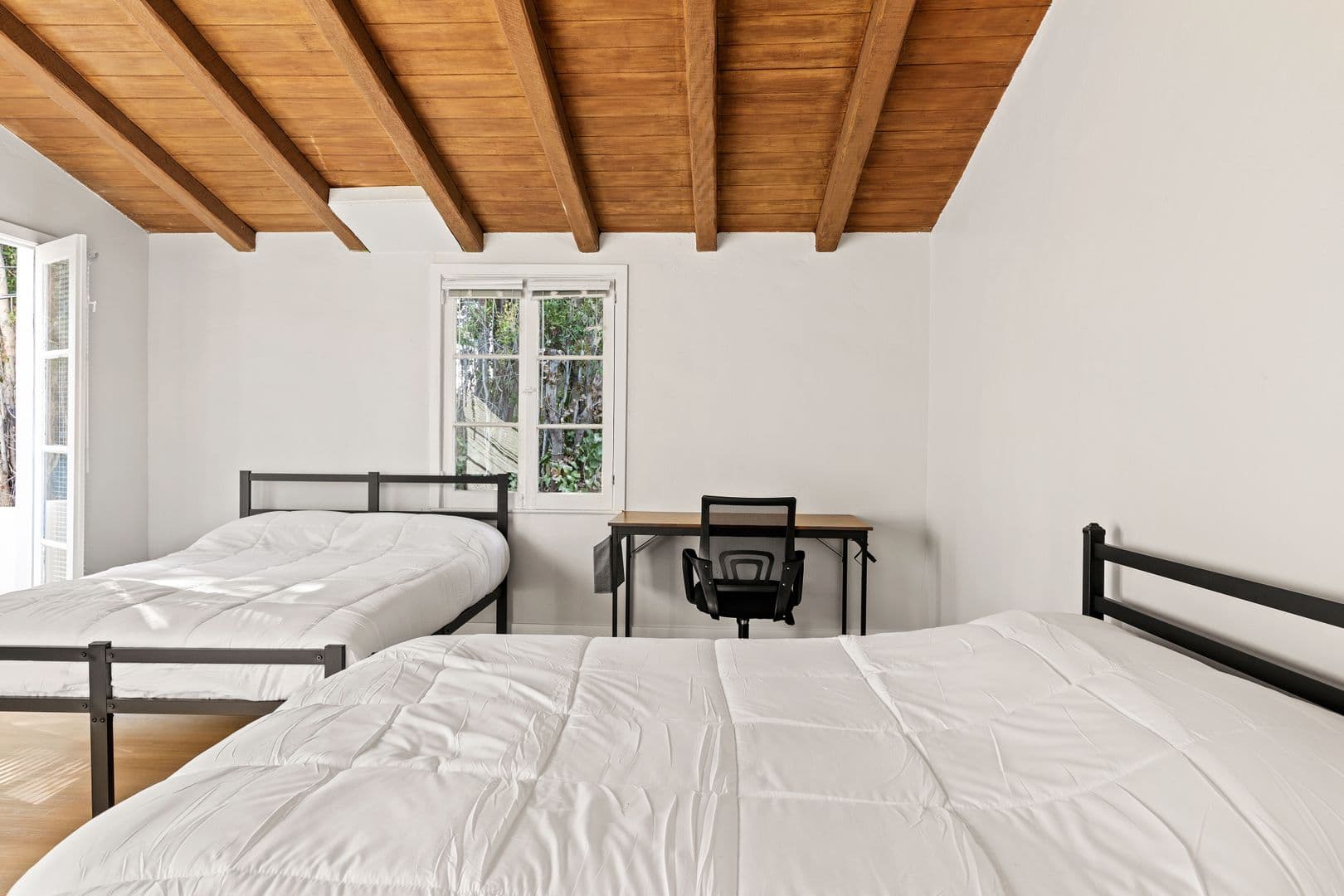 Los Angeles Apartment: 1707 Kelton Ave Los Angeles, CA 90024