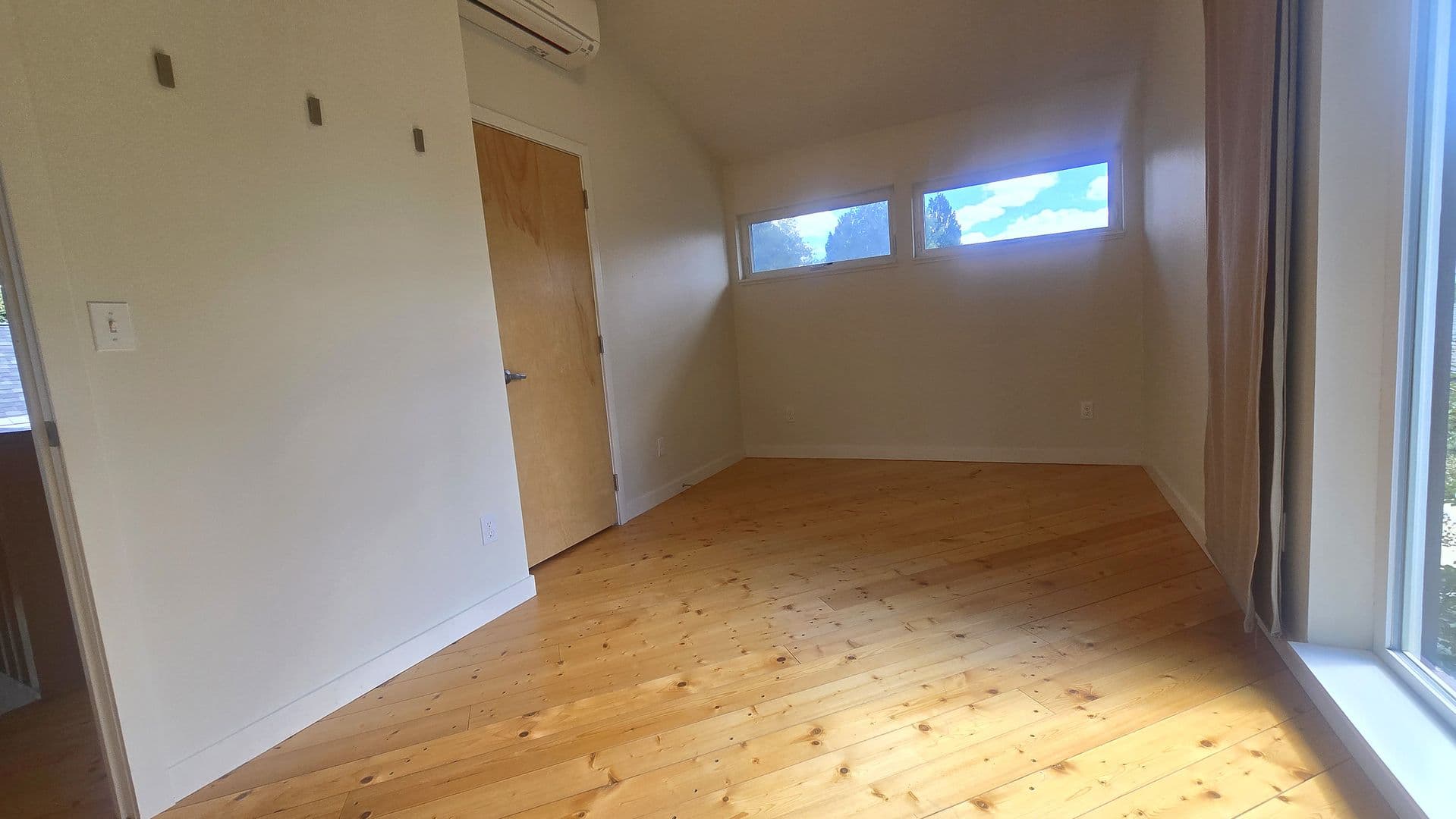 Portland Apartment: 4405 N Commercial