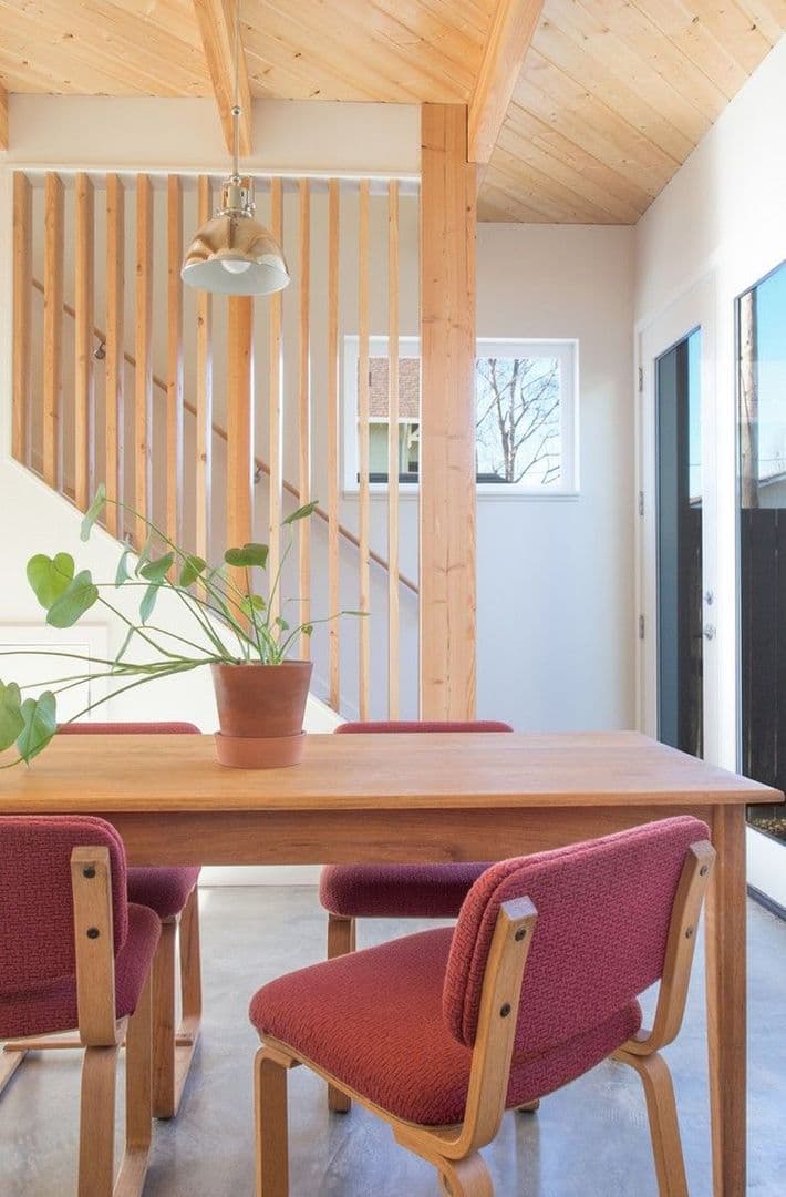 Portland Apartment: 4405 N Commercial
