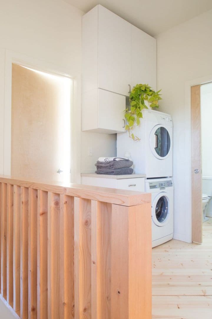 Portland Apartment: 4405 N Commercial