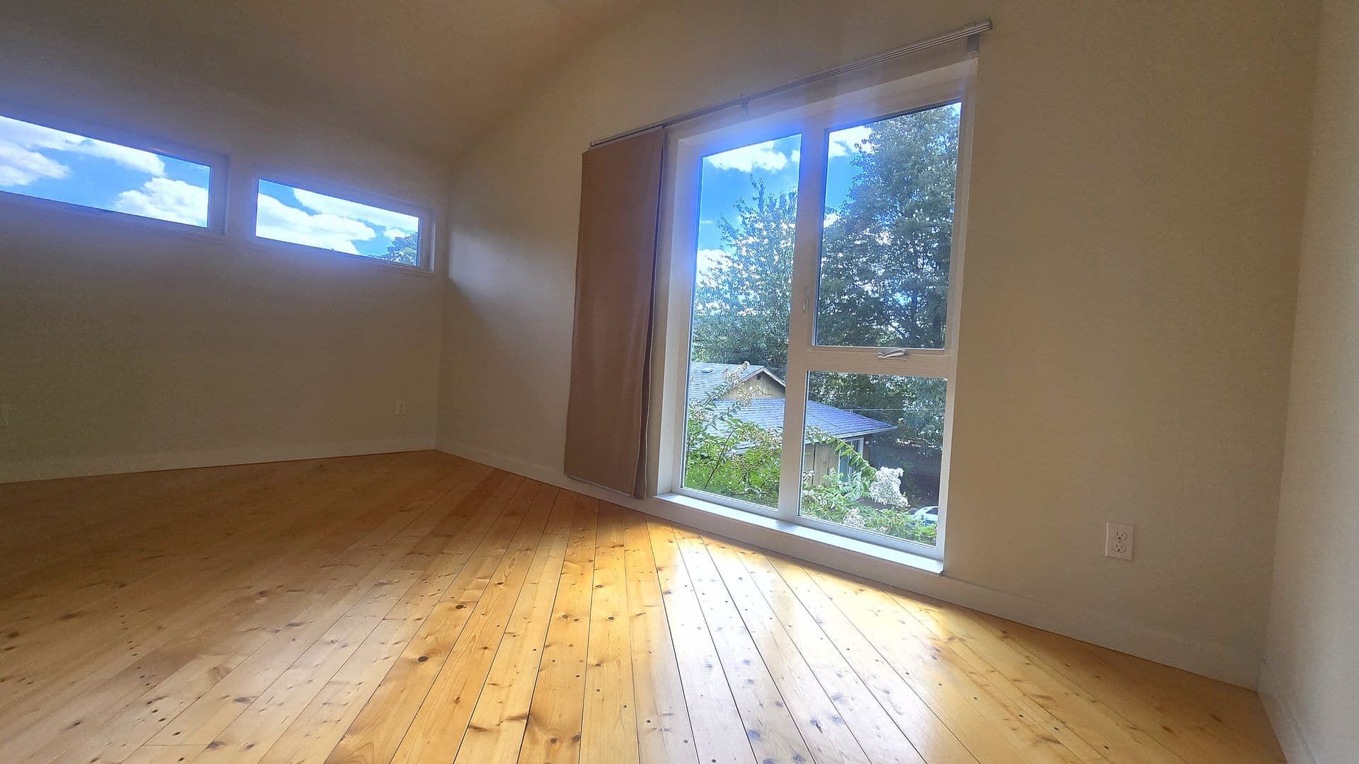 Portland Apartment: 4405 N Commercial