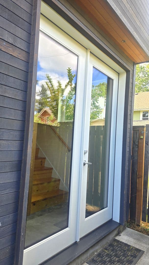 Portland Apartment: 4405 N Commercial