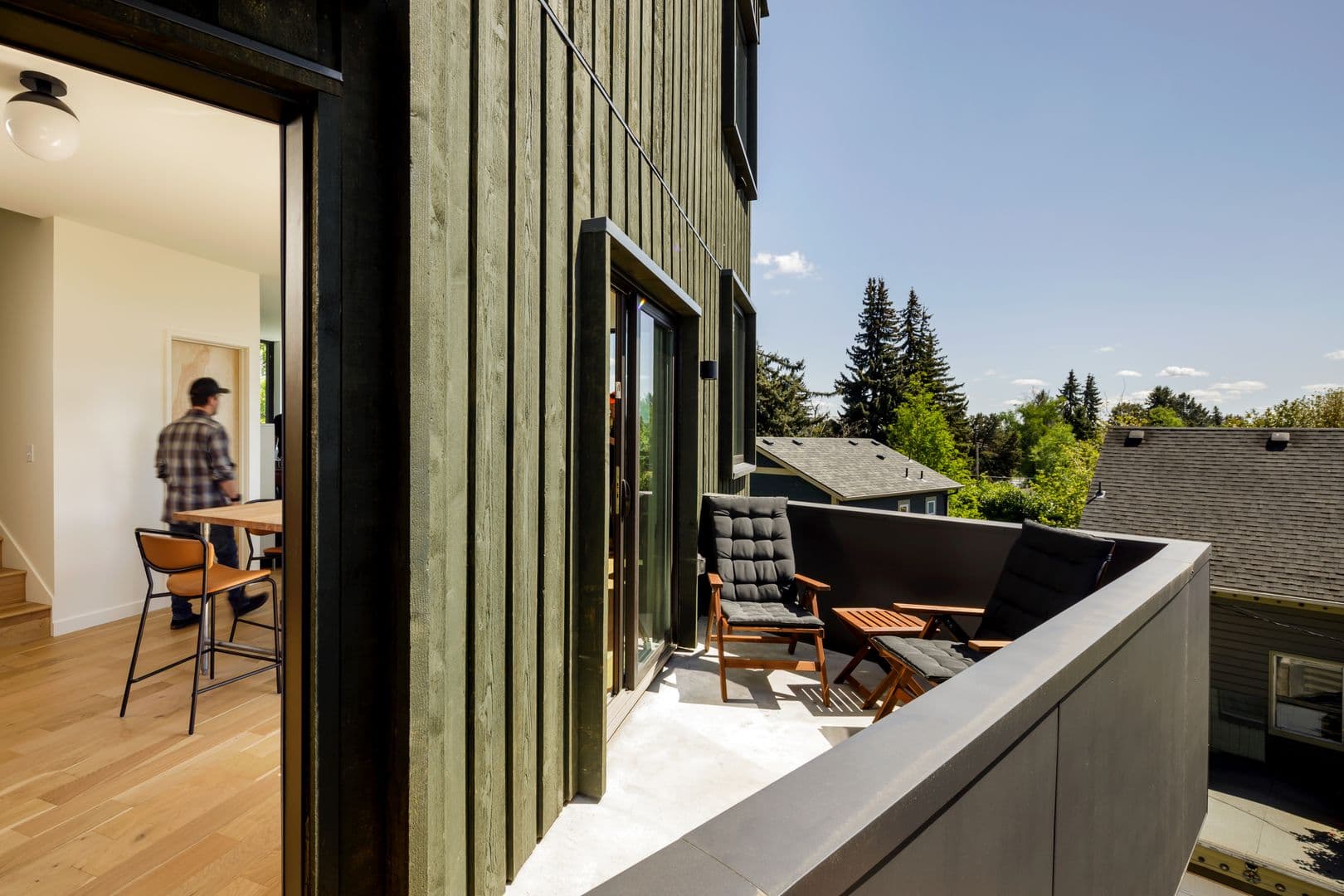 Portland Apartment: 1225 N Prescott Street