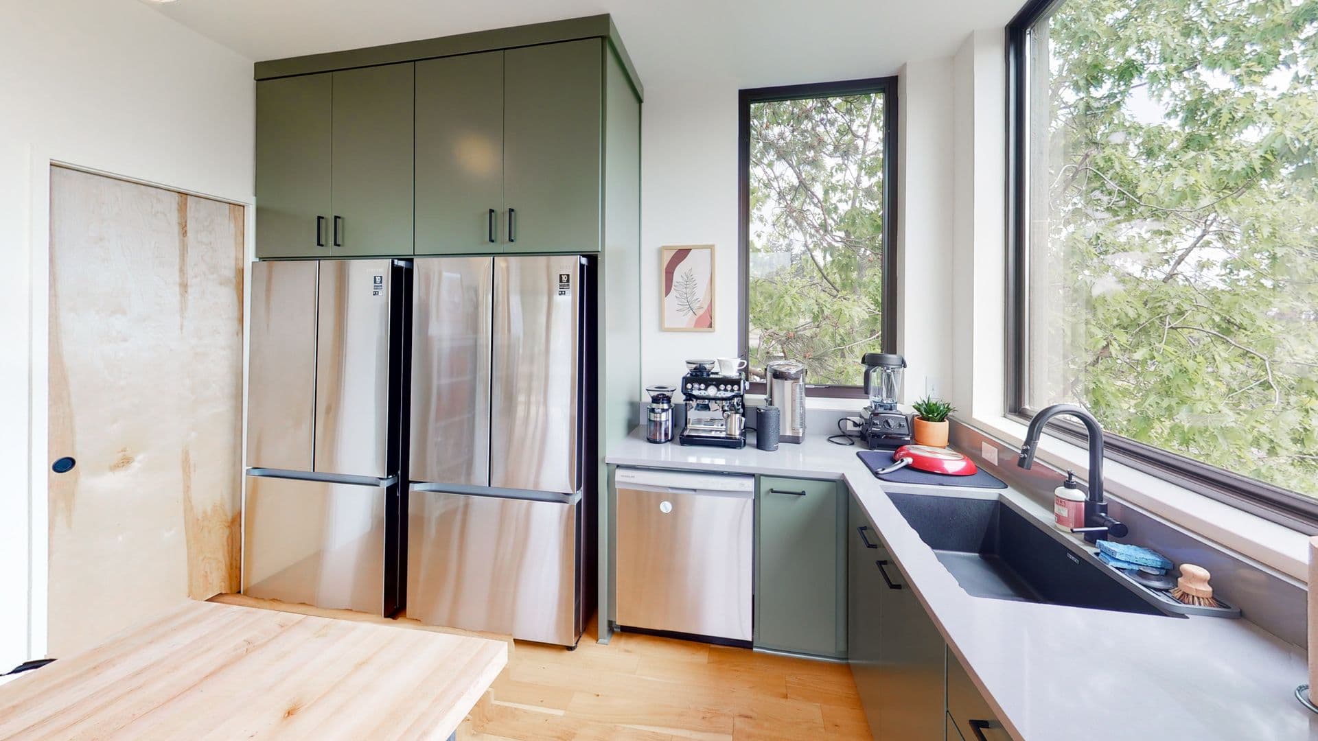 Portland Apartment: 1229 N Prescott Street