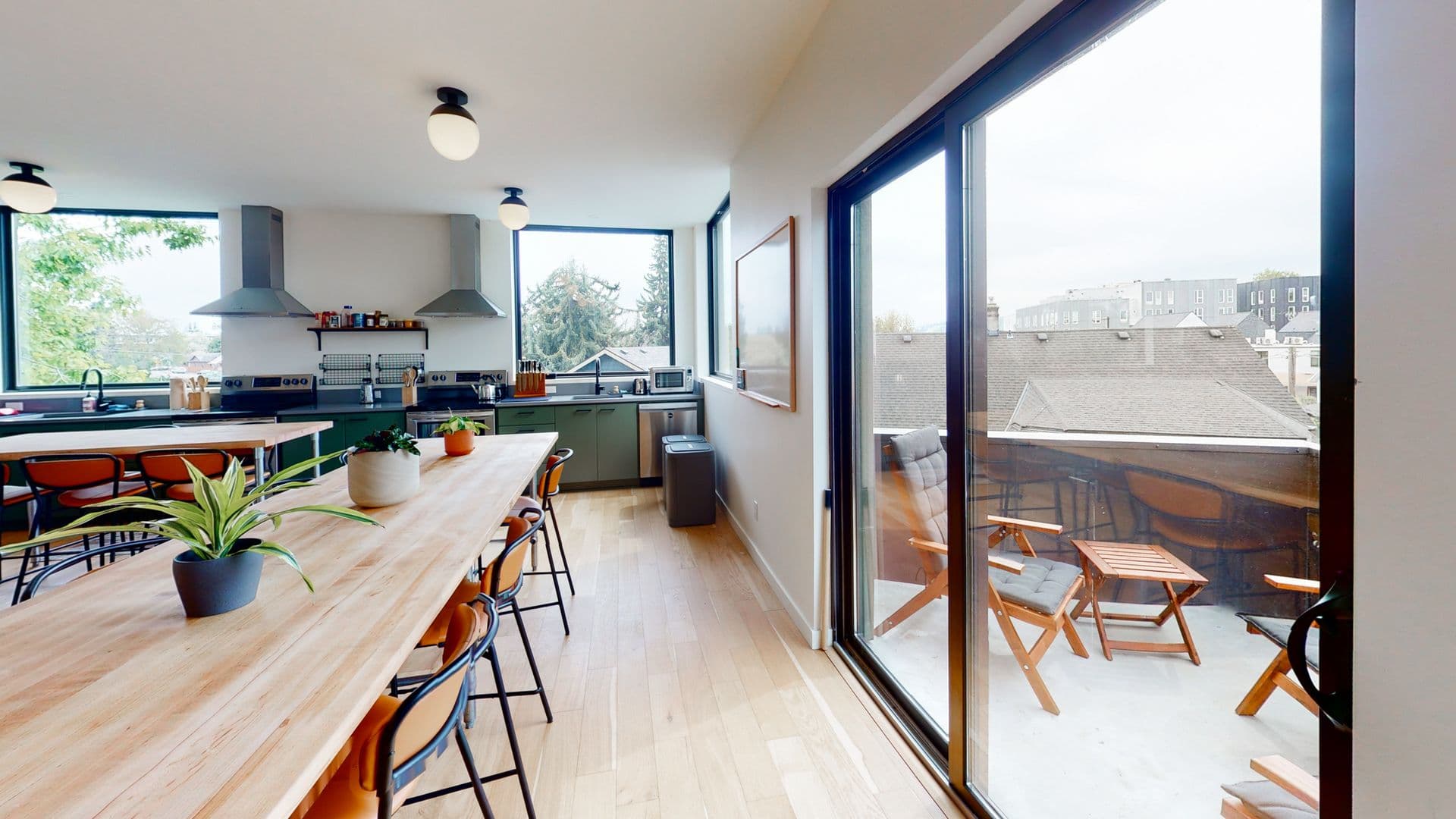 Portland Apartment: 1235 N Prescott Street
