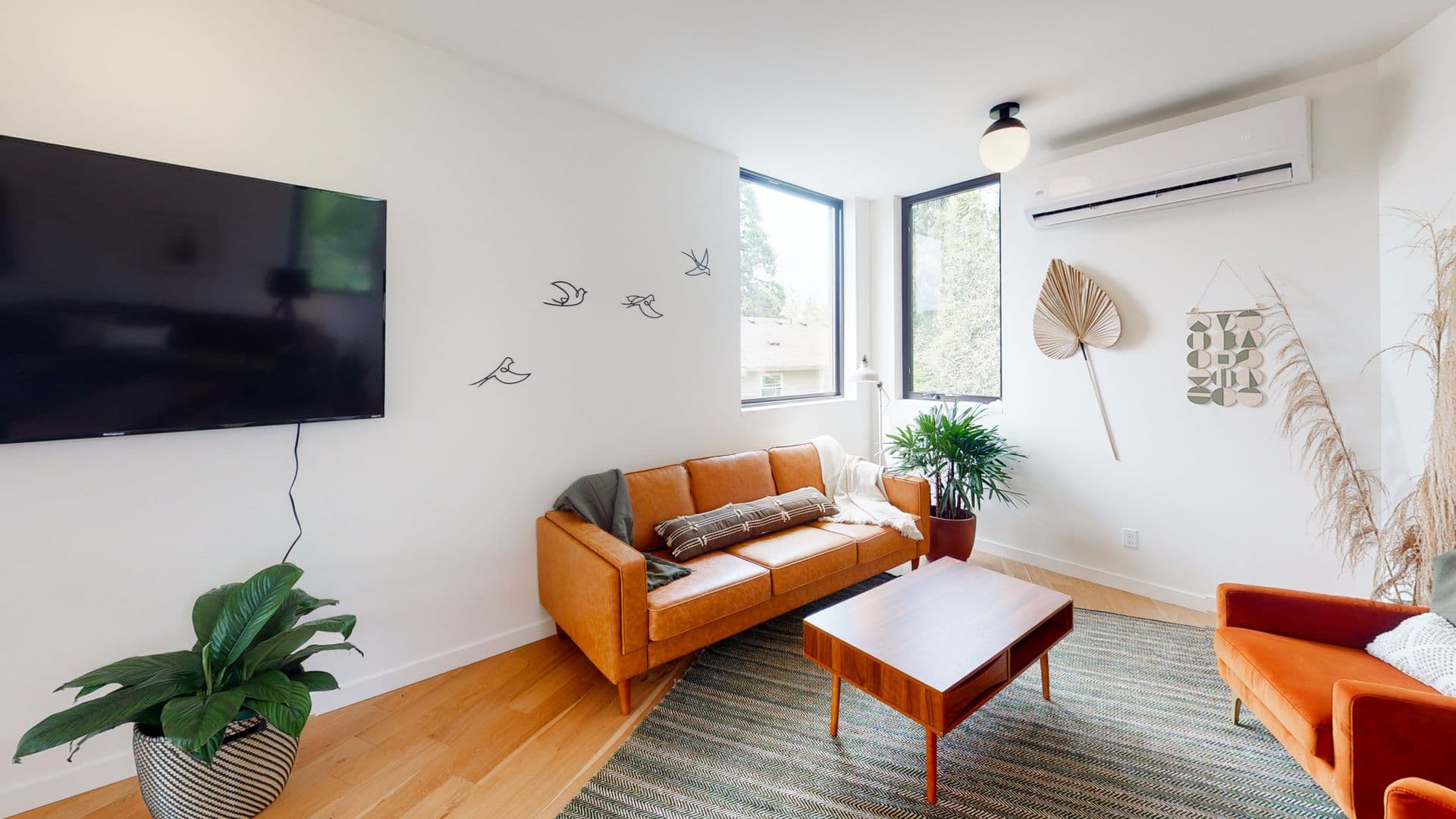 Portland Apartment: 1225 N Prescott Street