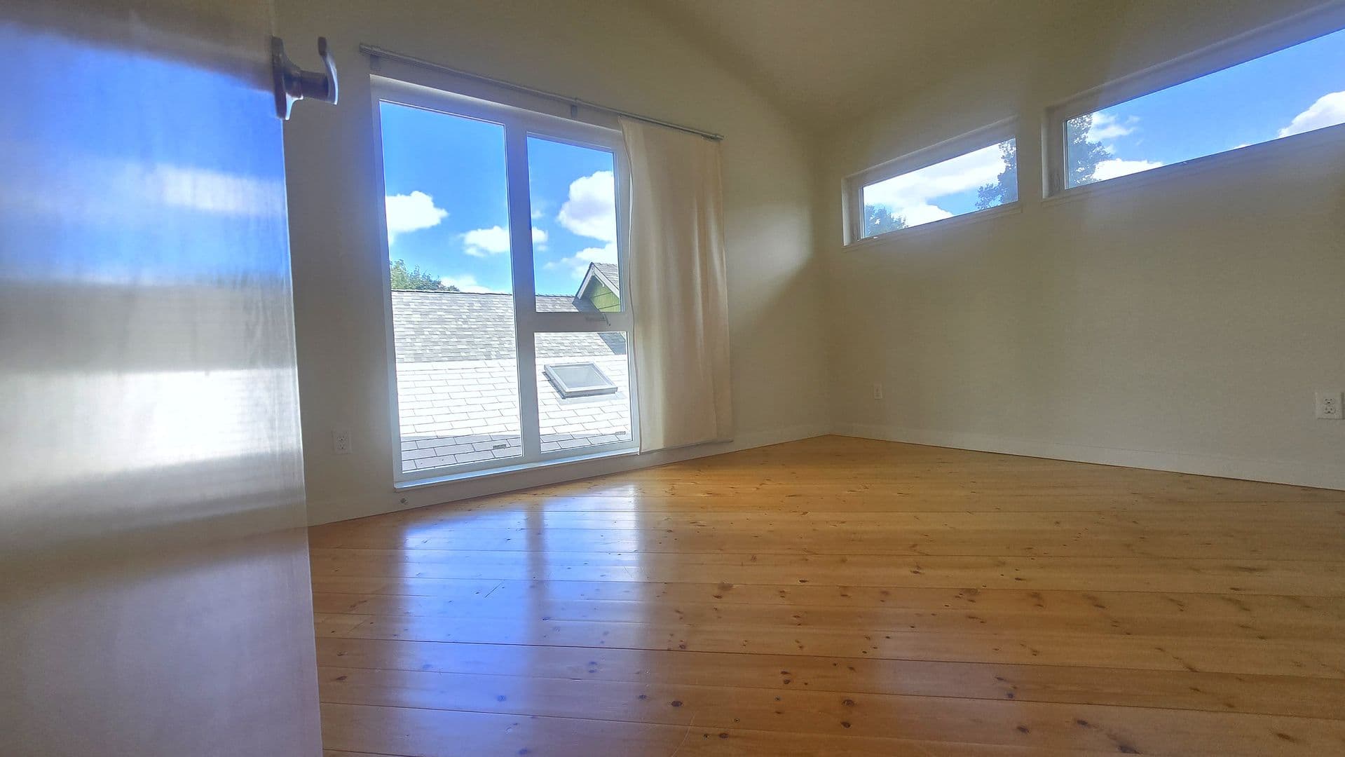 Portland Apartment: 4405 N Commercial