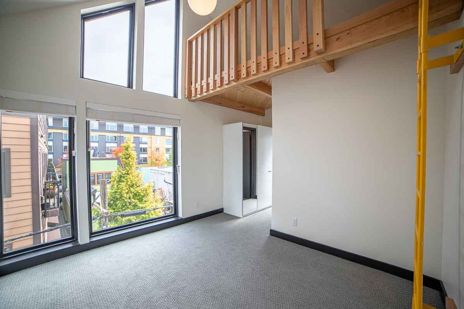 Portland Apartment: 3816 N Michigan Ave