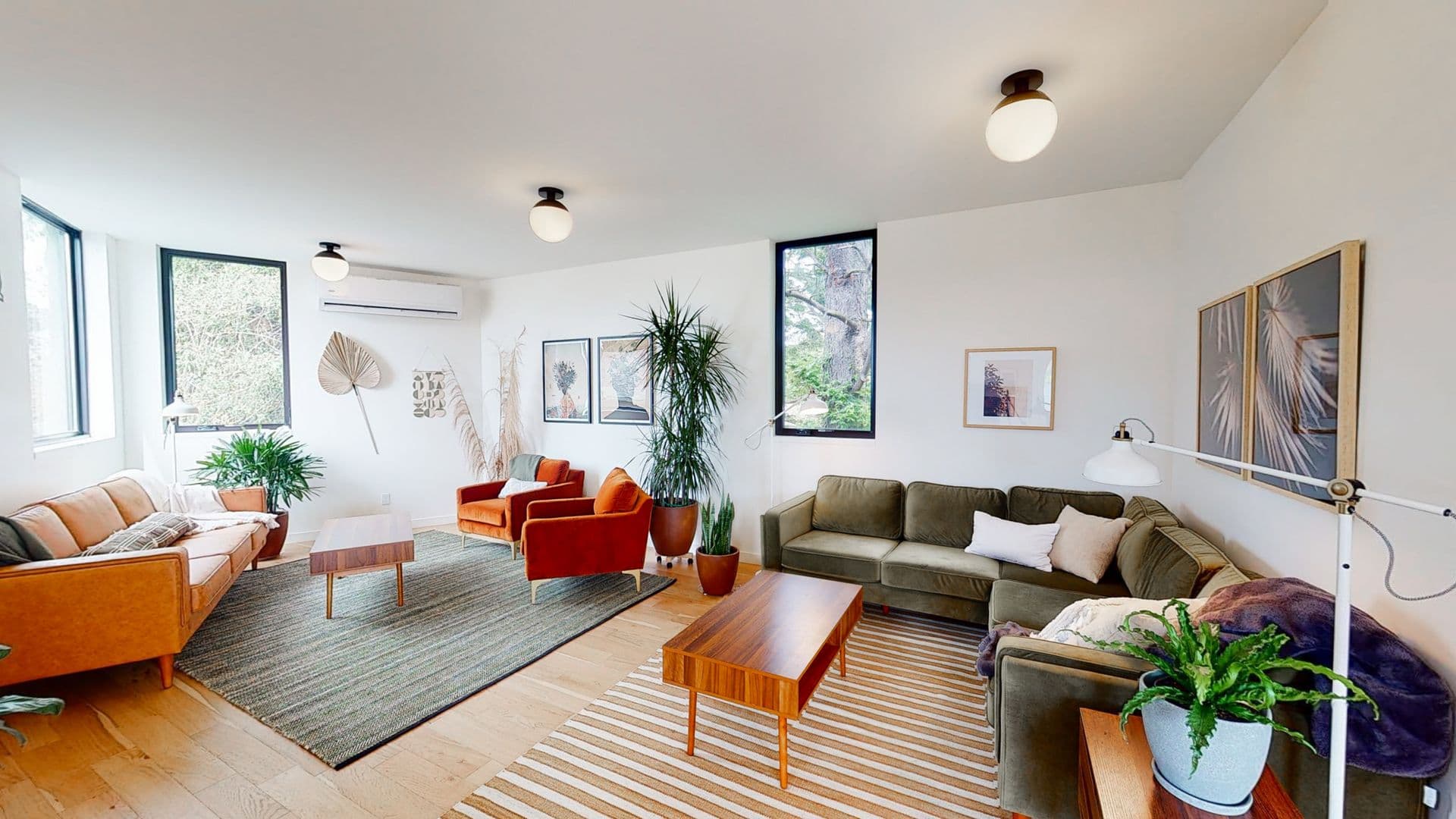 Portland Apartment: 1229 N Prescott Street