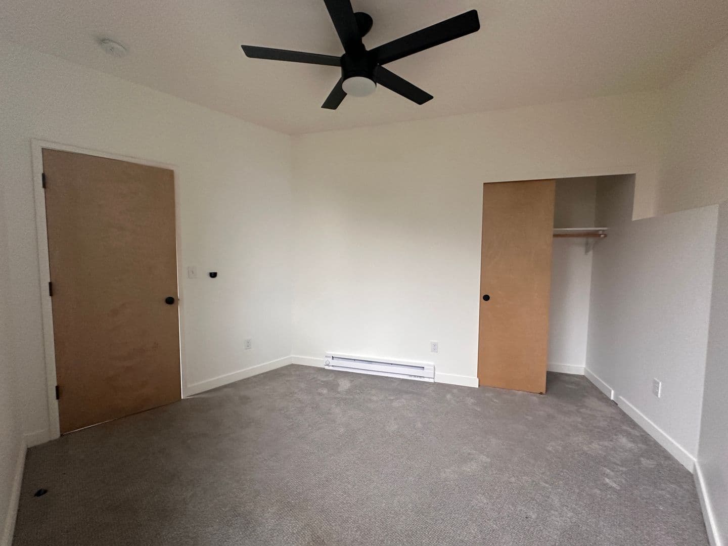 Portland Apartment: 1229 N Prescott Street