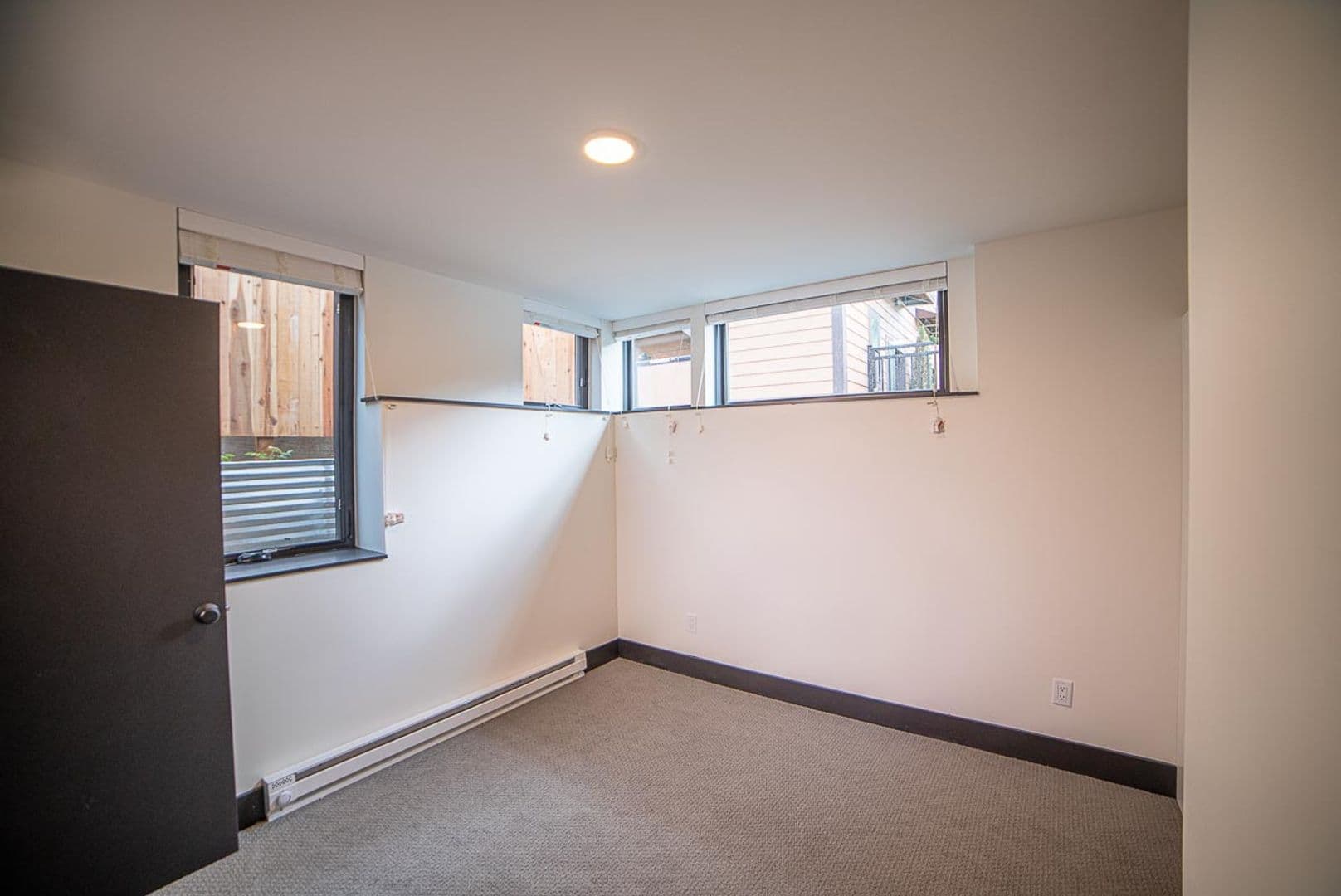 Portland Apartment: 3816 N Michigan Ave
