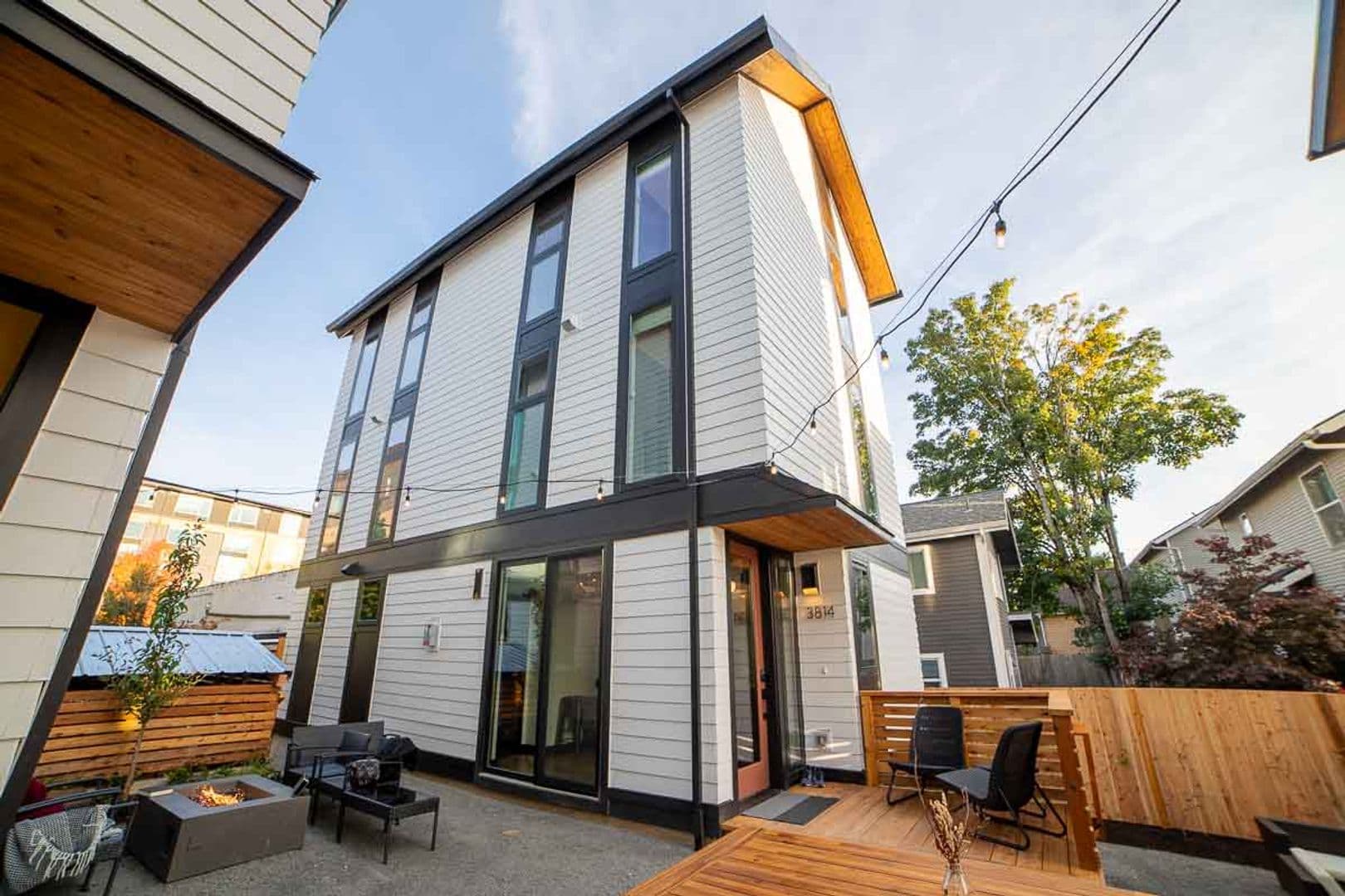 Portland Apartment: 3816 N Michigan Ave