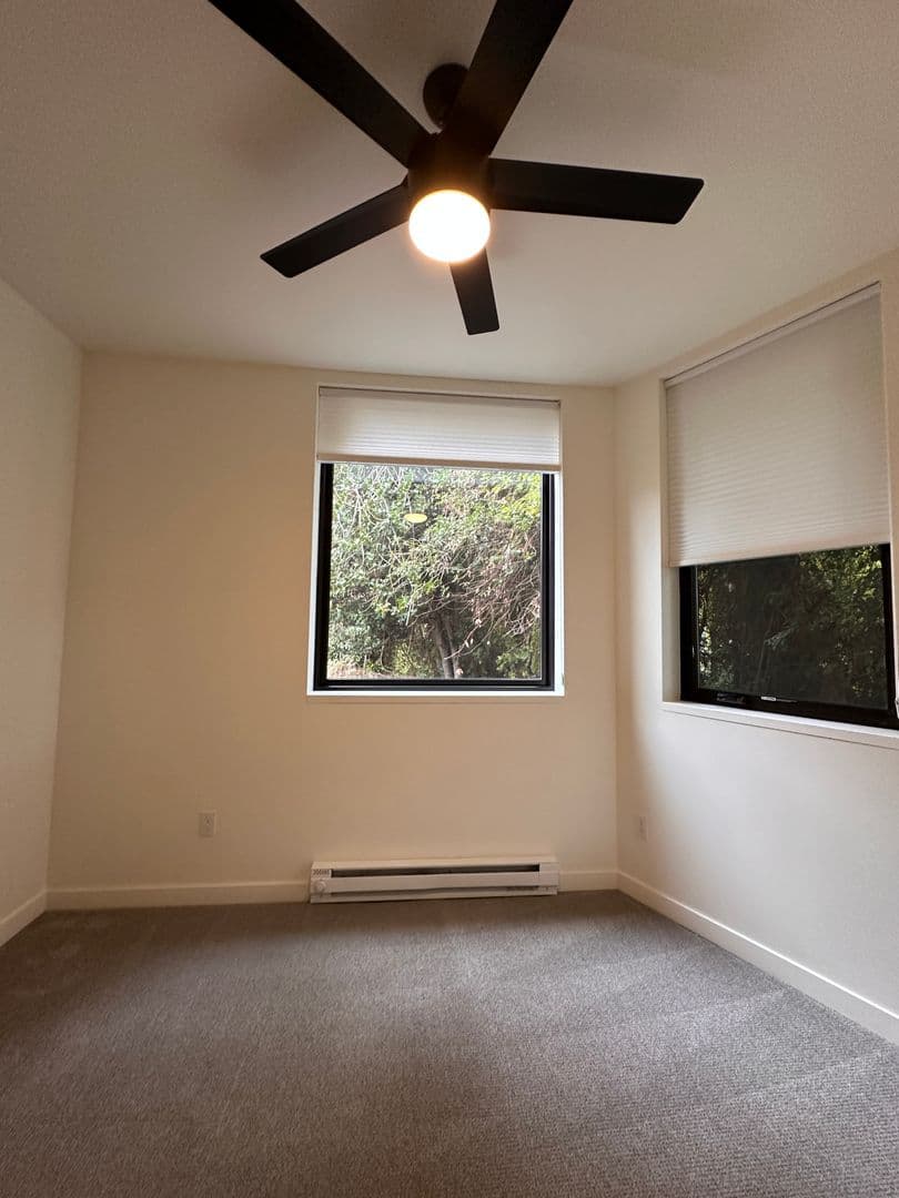 Portland Apartment: 1235 N Prescott Street