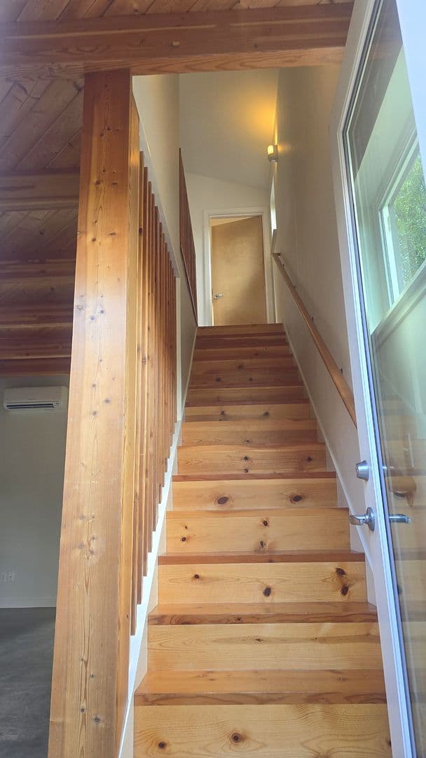 Portland Apartment: 4405 N Commercial