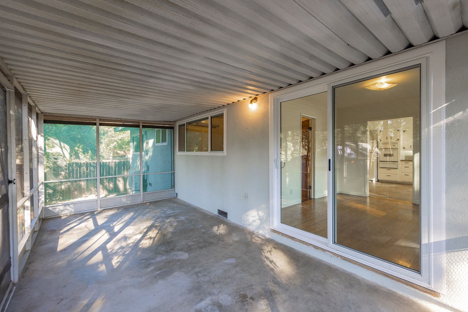 Ojai Apartment: 305 W Aliso St