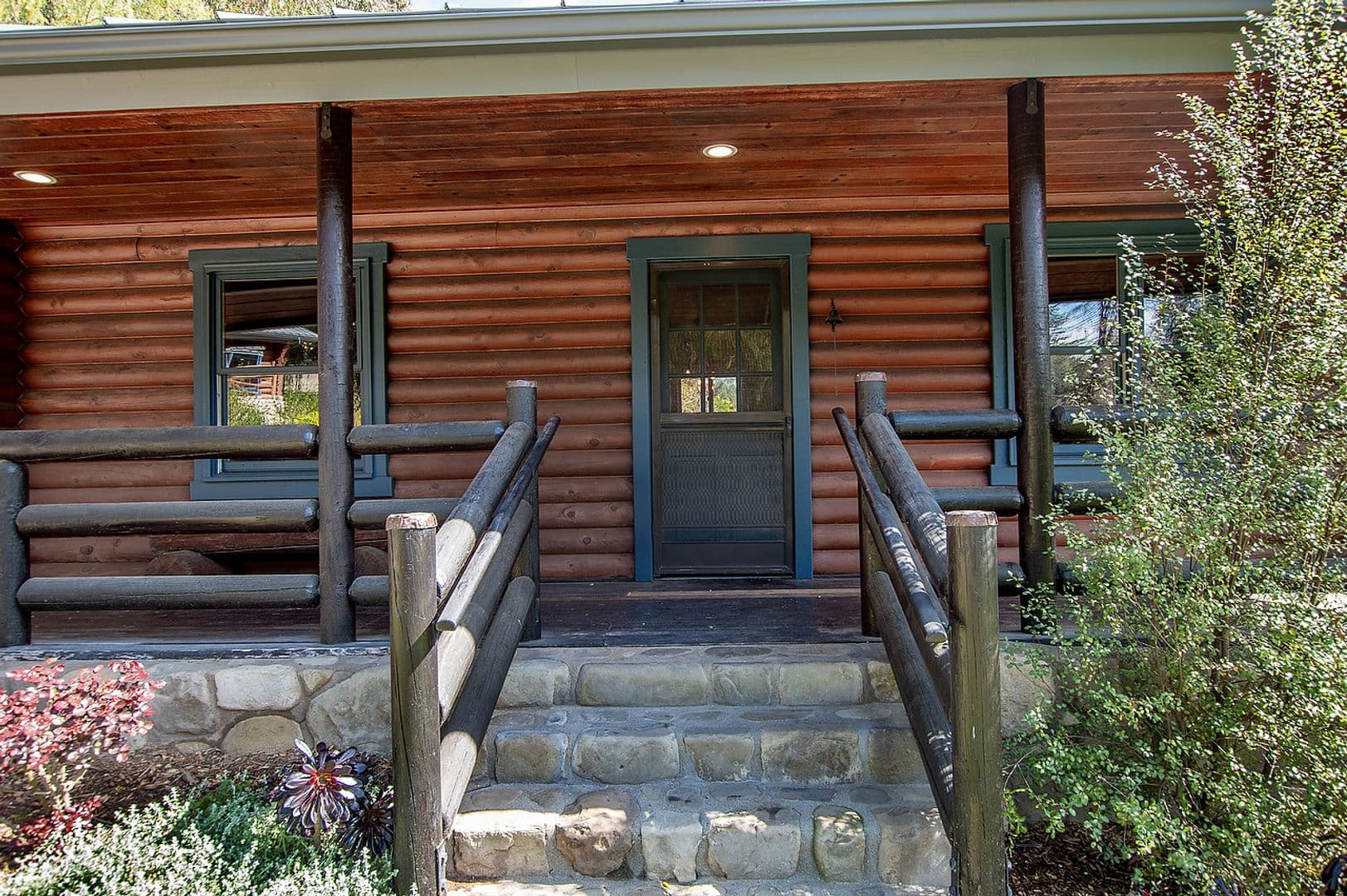 Ojai House: 263 E Villanova Road