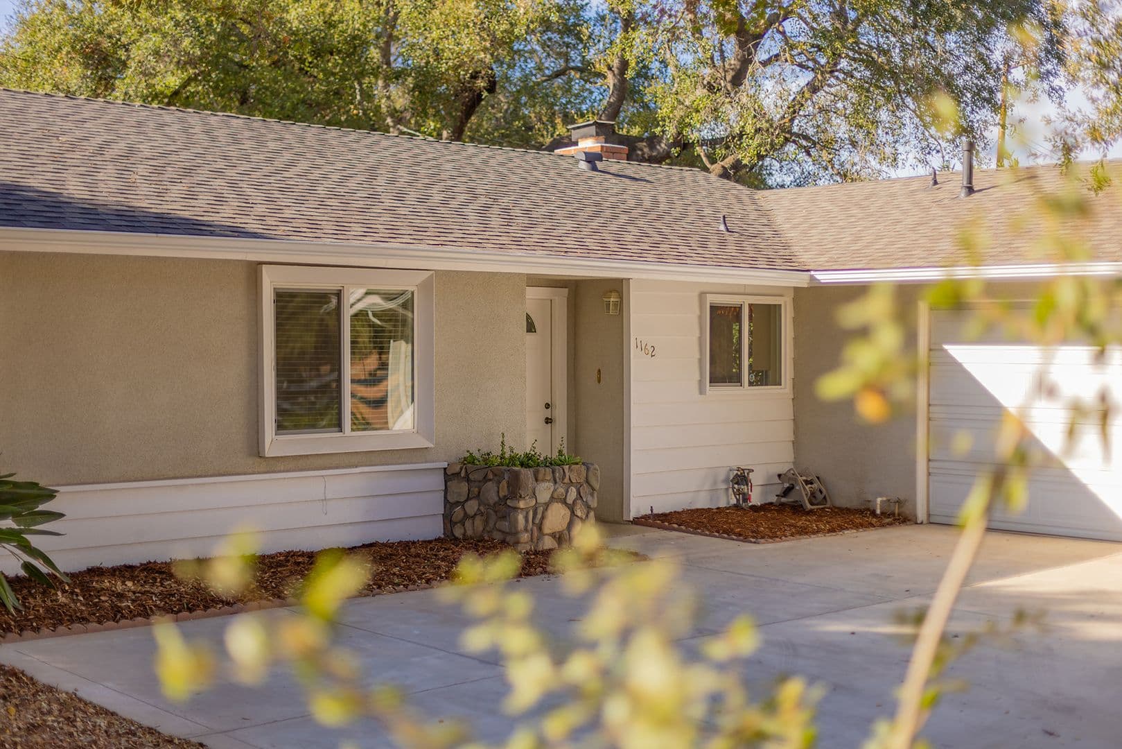 Ojai House: 1162 Camille Dr