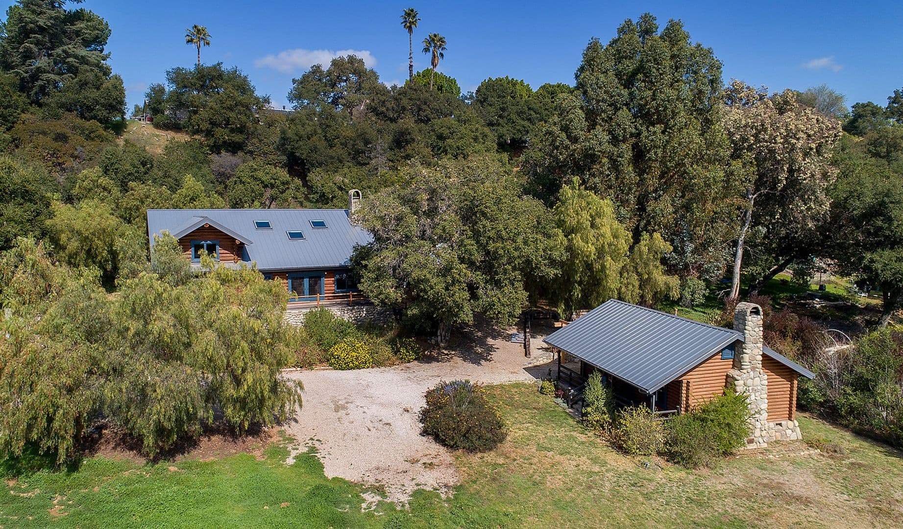 Ojai House: 263 E Villanova Road