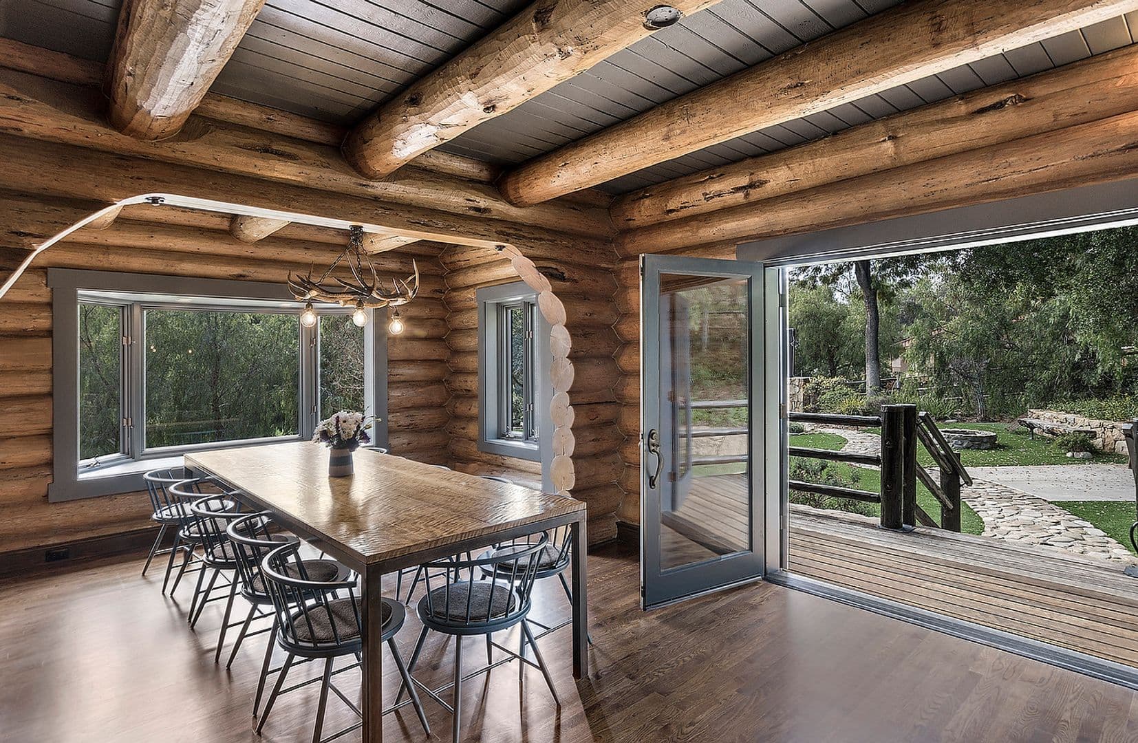 Ojai House: 263 E Villanova Road