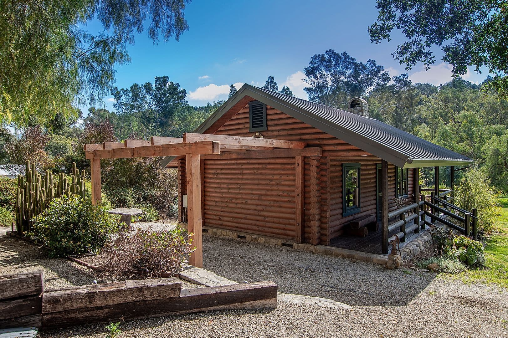 Ojai House: 263 E Villanova Road