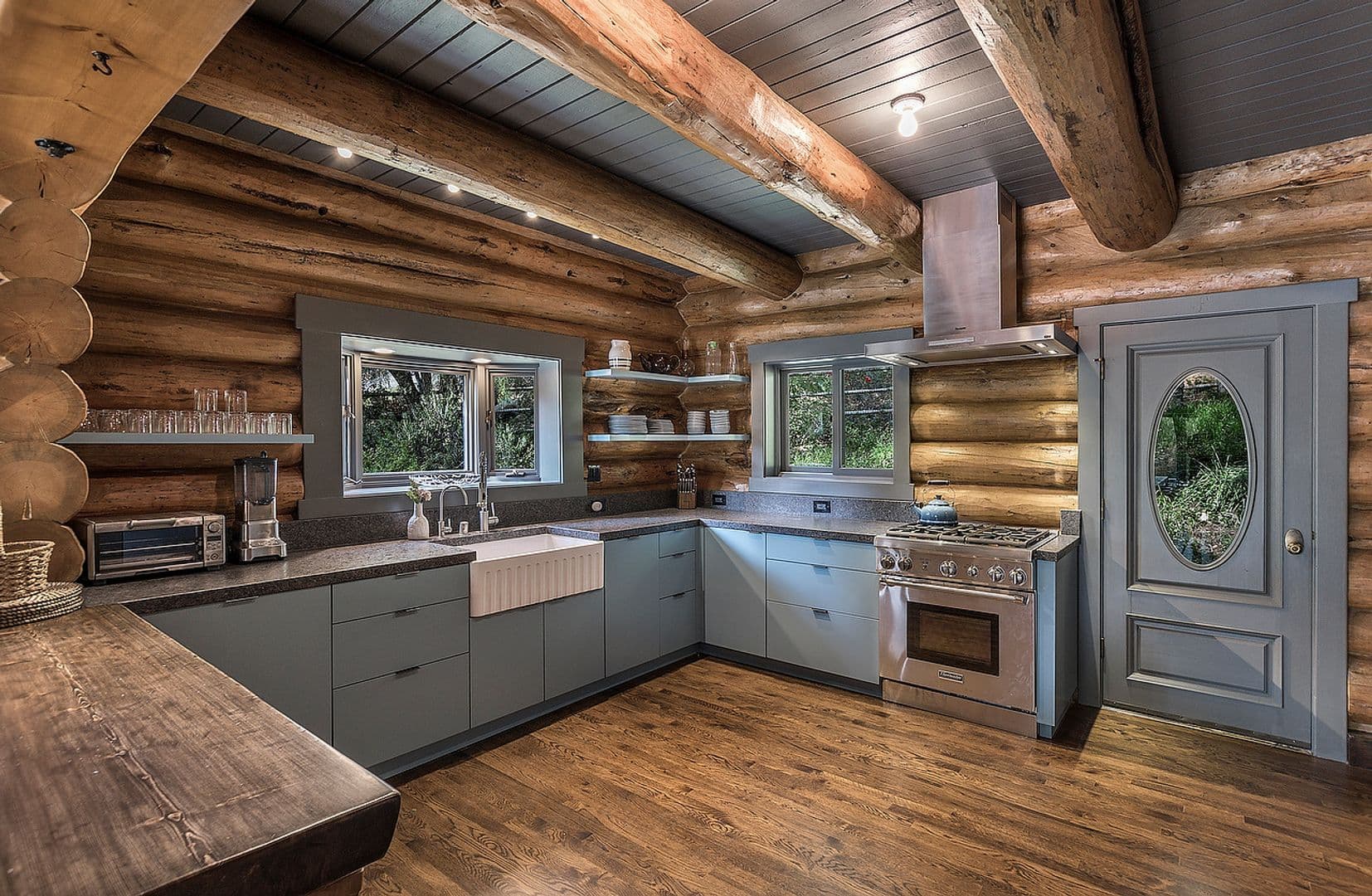 Ojai House: 263 E Villanova Road