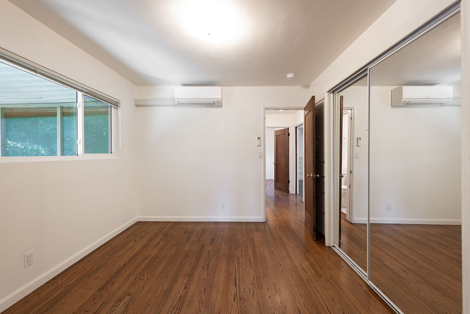 Ojai Apartment: 305 W Aliso St