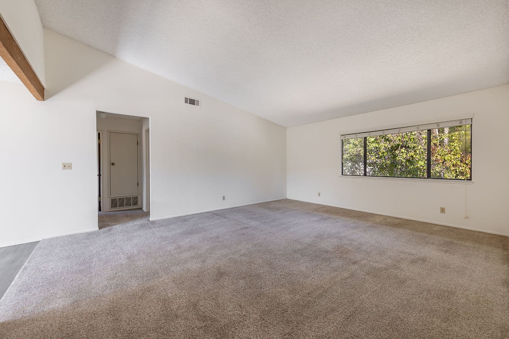 Ojai Apartment: 107 W Oak street