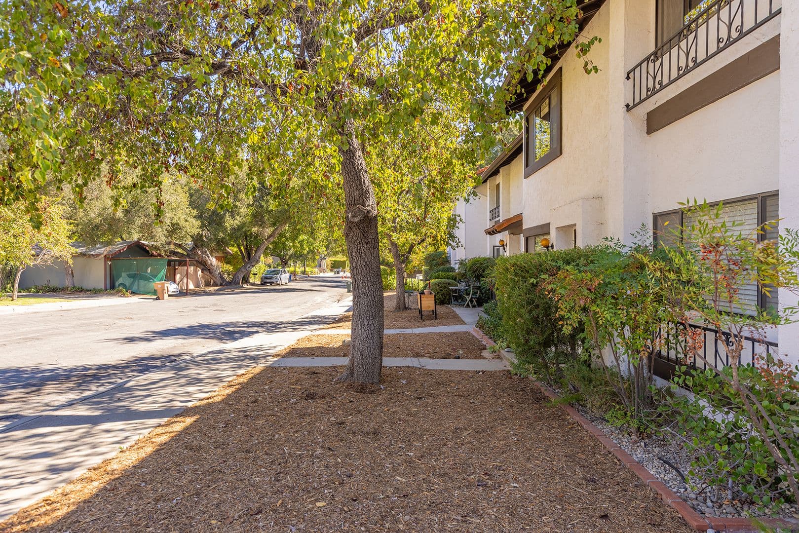 Ojai Apartment: 107 W Oak street