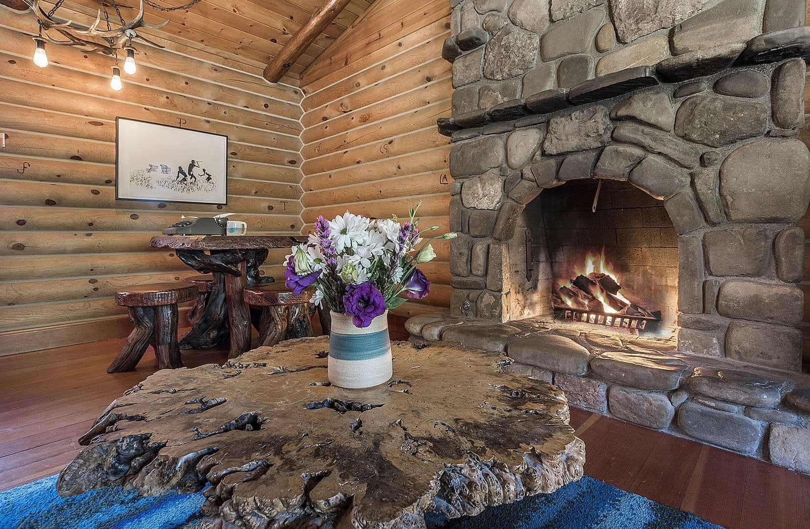 Ojai House: 263 E Villanova Road