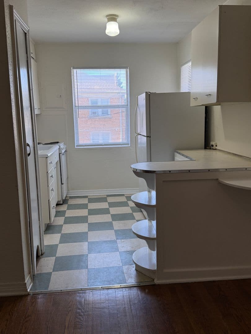 Oklahoma City Apartment: 1744 NW 17th St