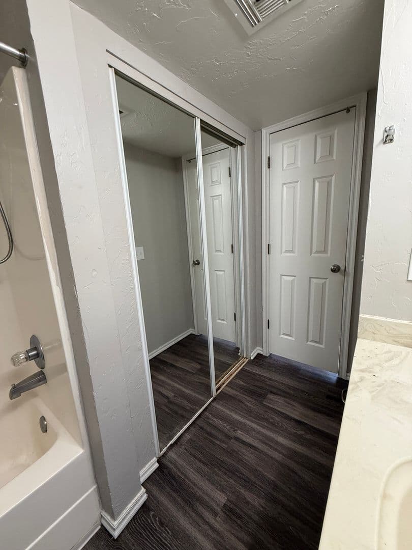 Oklahoma City Apartment: 2021 NW 25th Street
