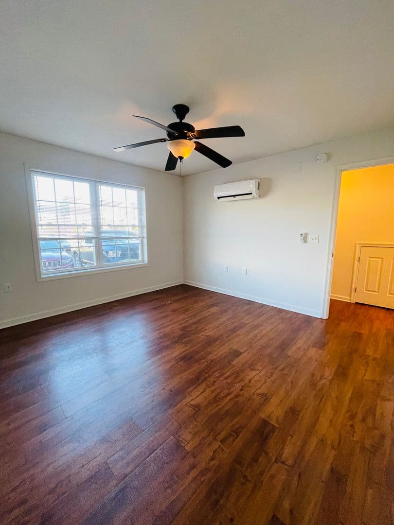 Harrisonburg House: 1372 Katie Grove Way Unit 2