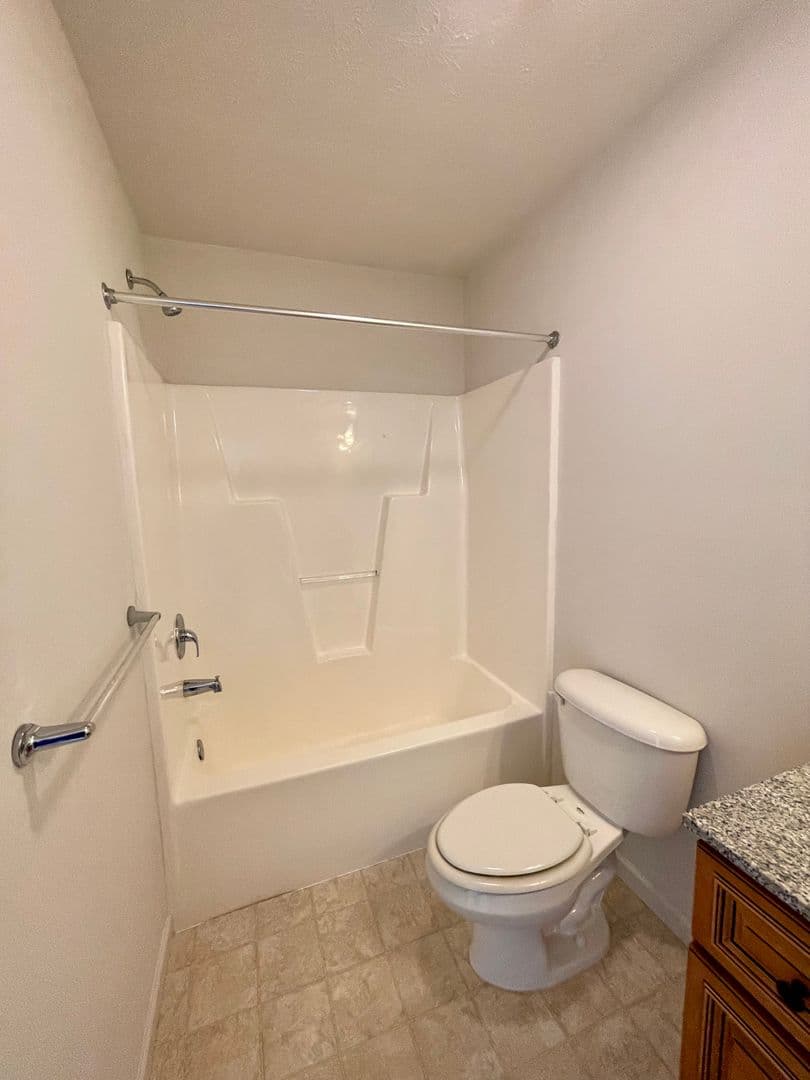 Harrisonburg House: 1427 Taylor Grove Lane Unit 2