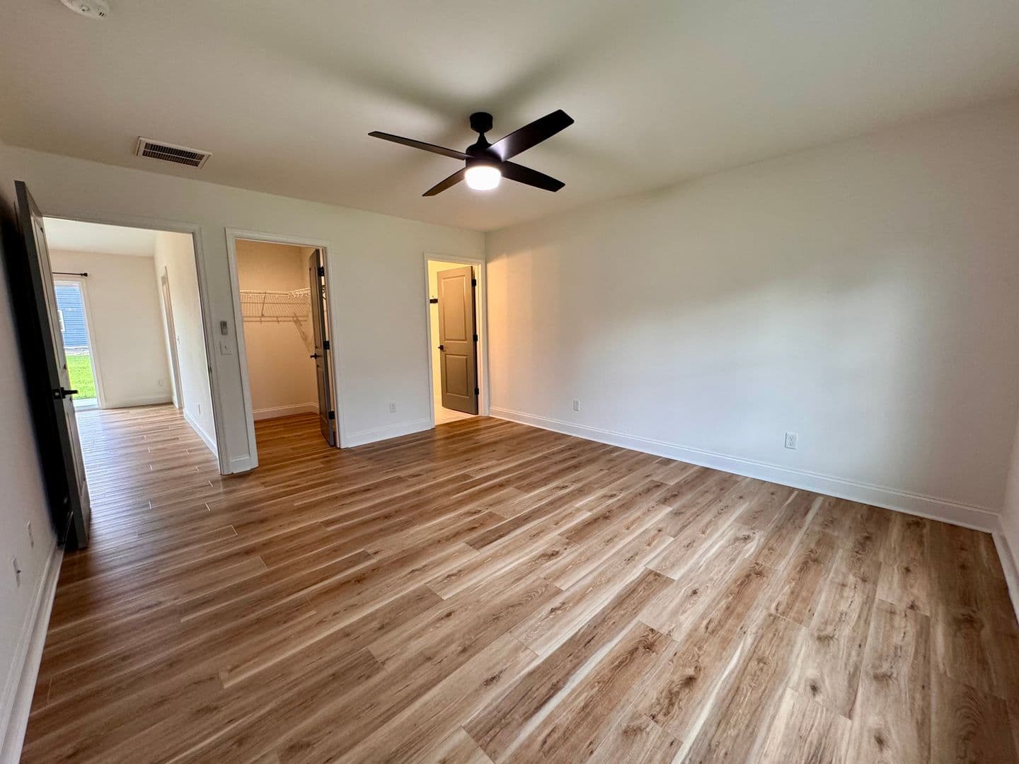 Dayton House: 2212 W Dry River Road