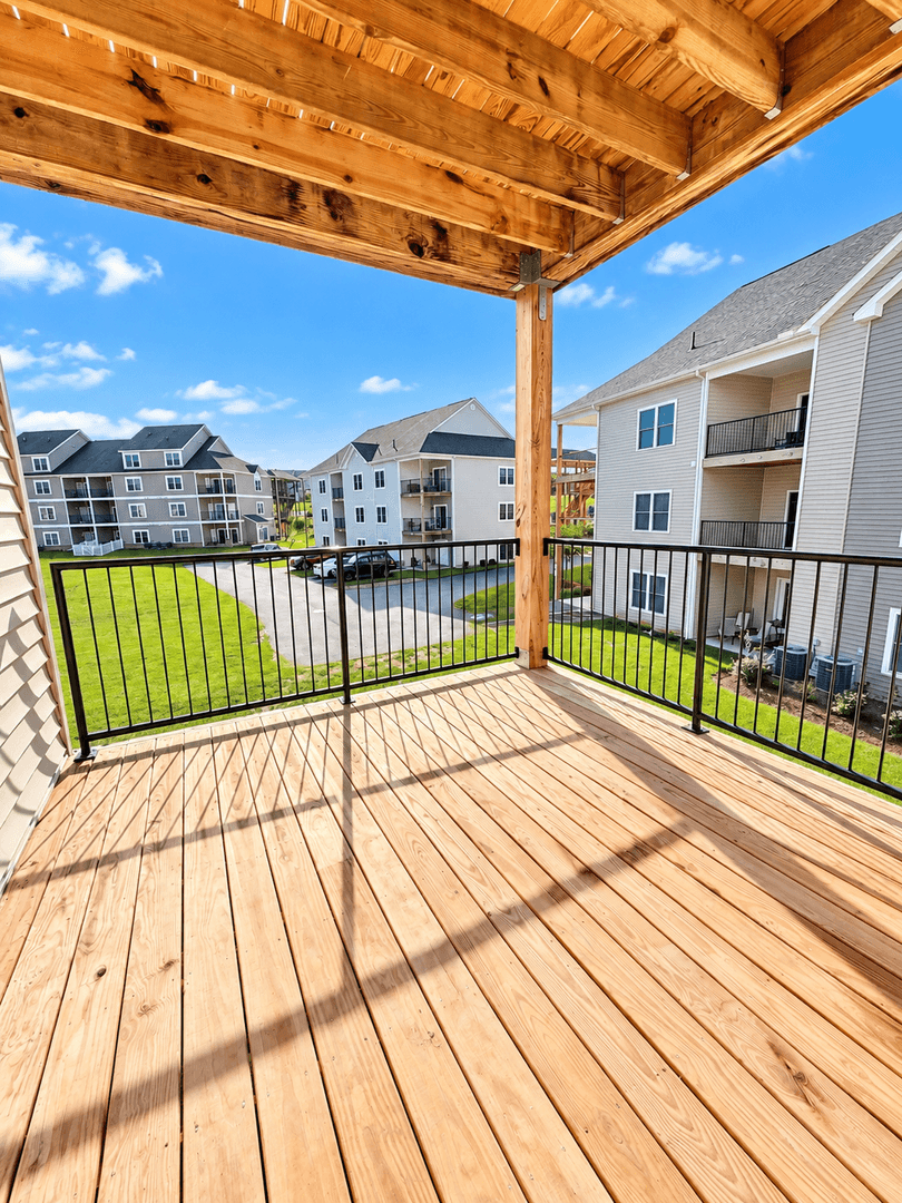 Harrisonburg House: 1250 Constitution Court Apt 203