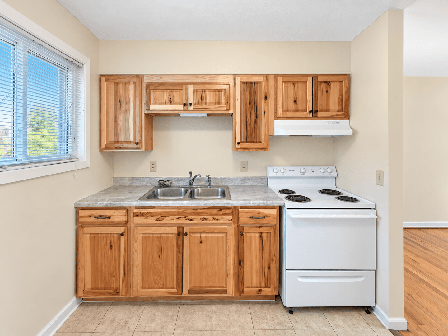 Harrisonburg House: 70 Pleasant Hill Rd